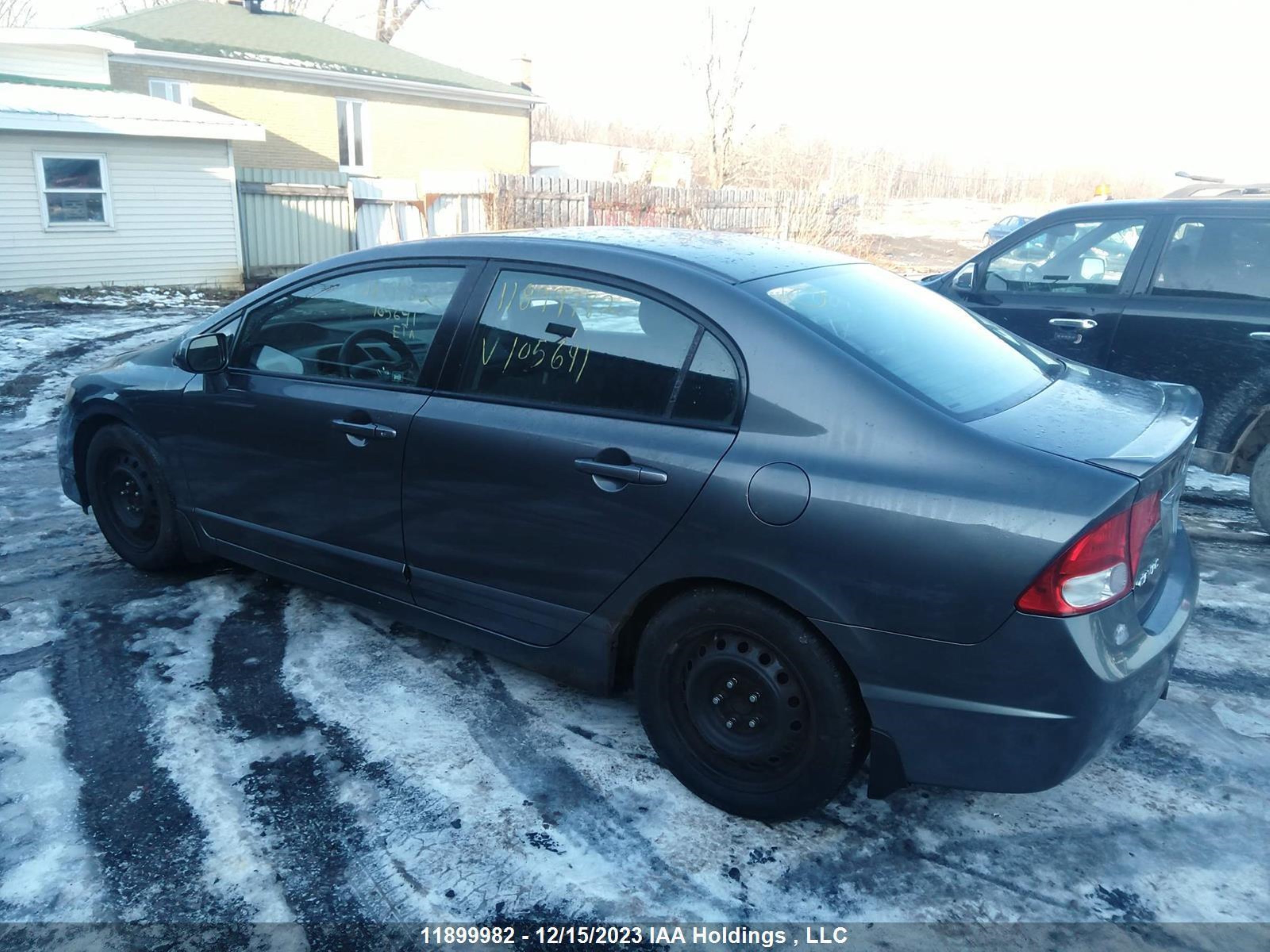 Photo 2 VIN: 2HGFA16699H105641 - HONDA CIVIC 