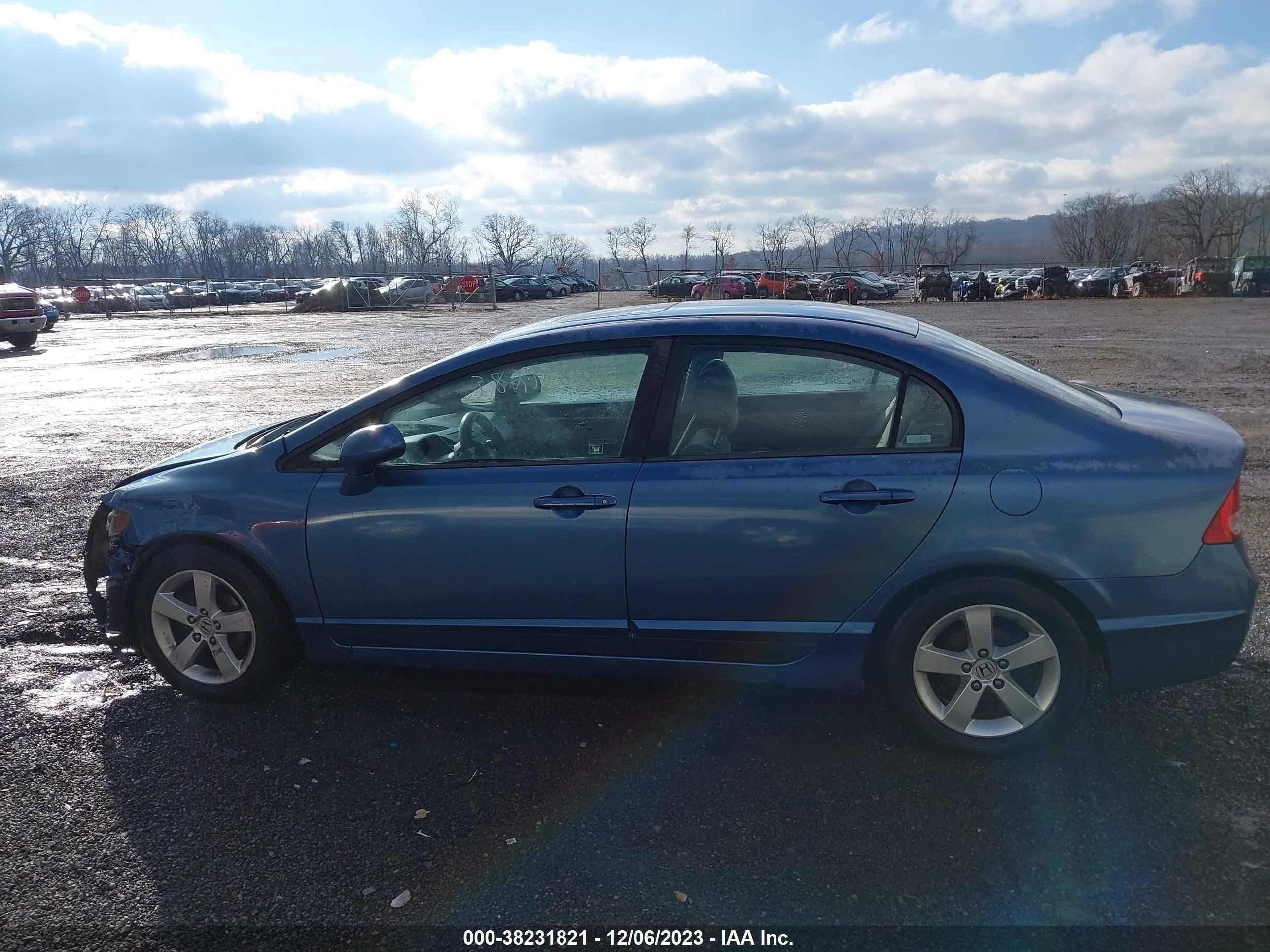 Photo 14 VIN: 2HGFA16808H534392 - HONDA CIVIC 