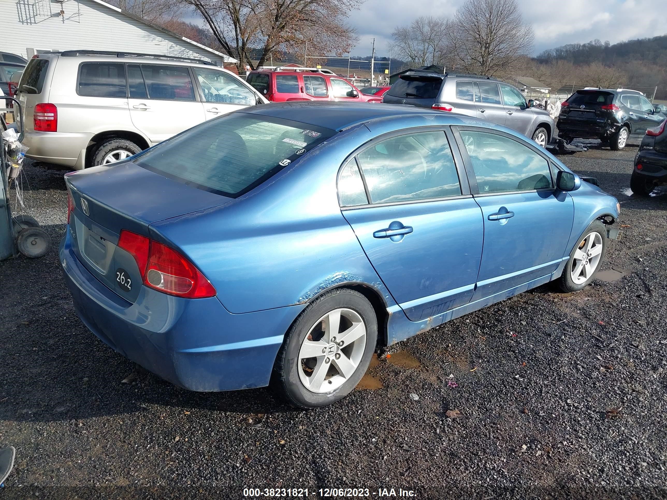 Photo 3 VIN: 2HGFA16808H534392 - HONDA CIVIC 