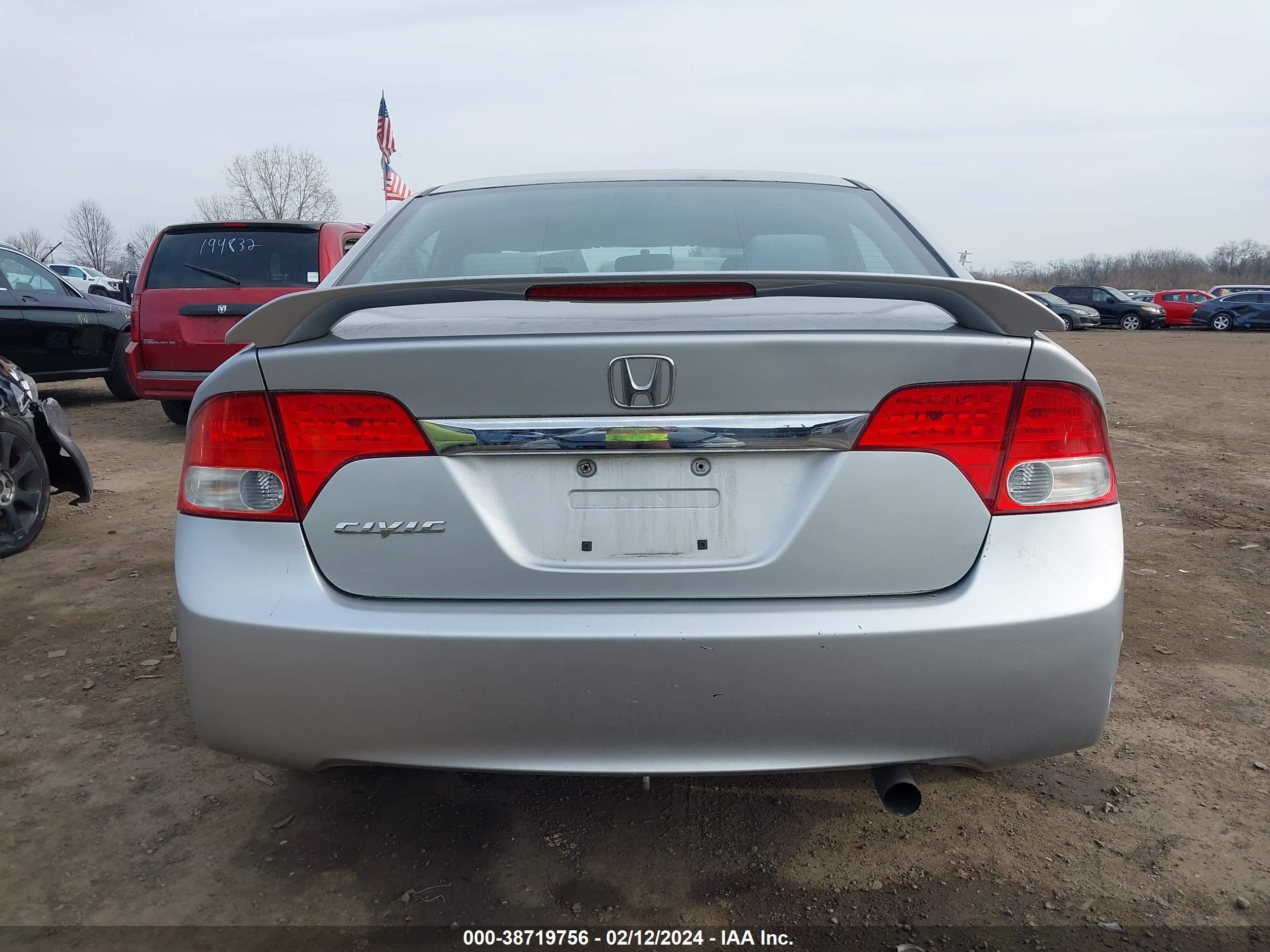 Photo 16 VIN: 2HGFA16809H341886 - HONDA CIVIC 