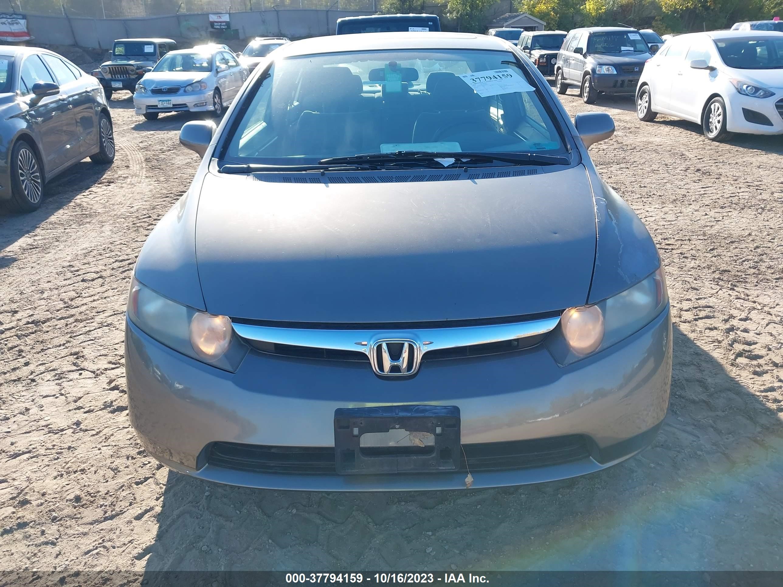 Photo 5 VIN: 2HGFA16828H308211 - HONDA CIVIC 