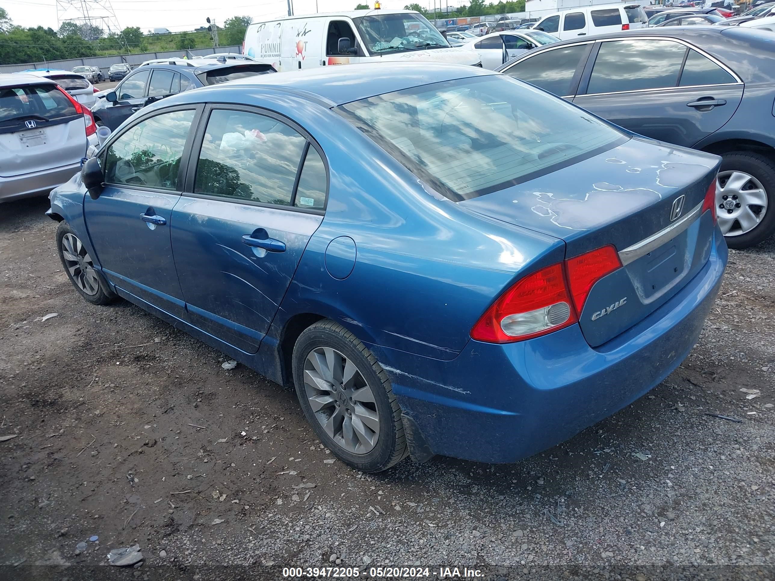 Photo 2 VIN: 2HGFA16839H529365 - HONDA CIVIC 