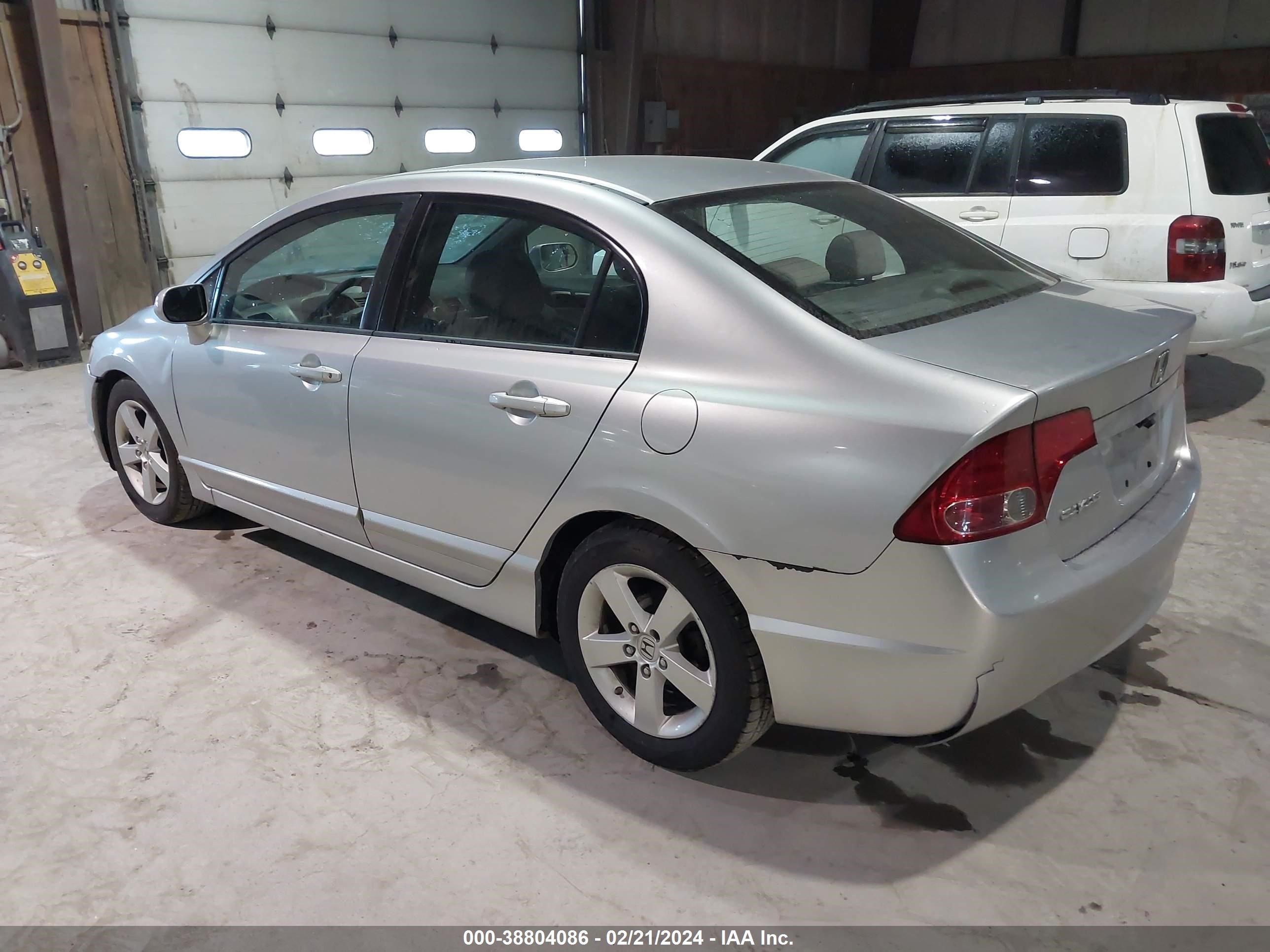 Photo 2 VIN: 2HGFA16848H315113 - HONDA CIVIC 