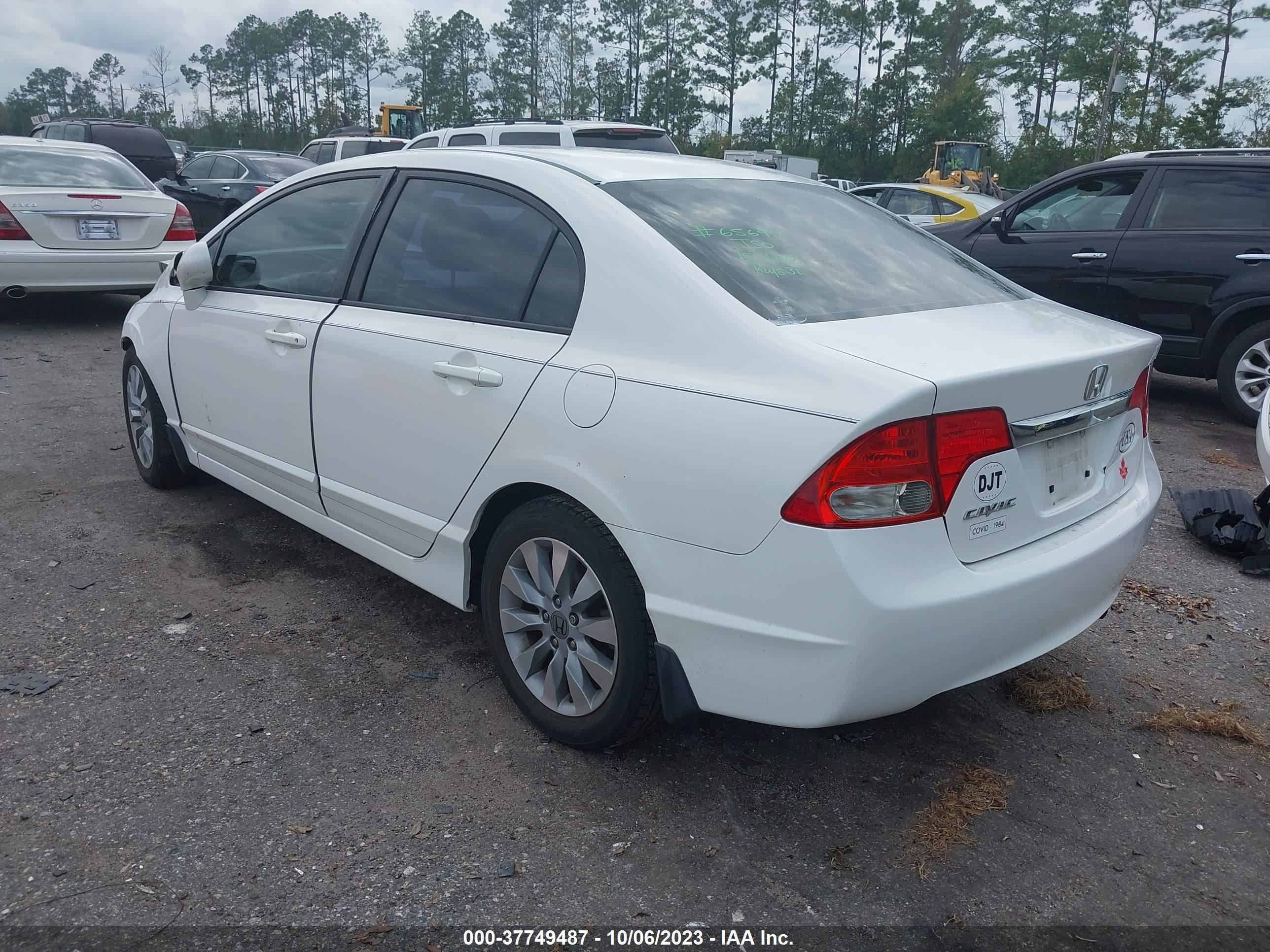 Photo 2 VIN: 2HGFA16879H542720 - HONDA CIVIC 