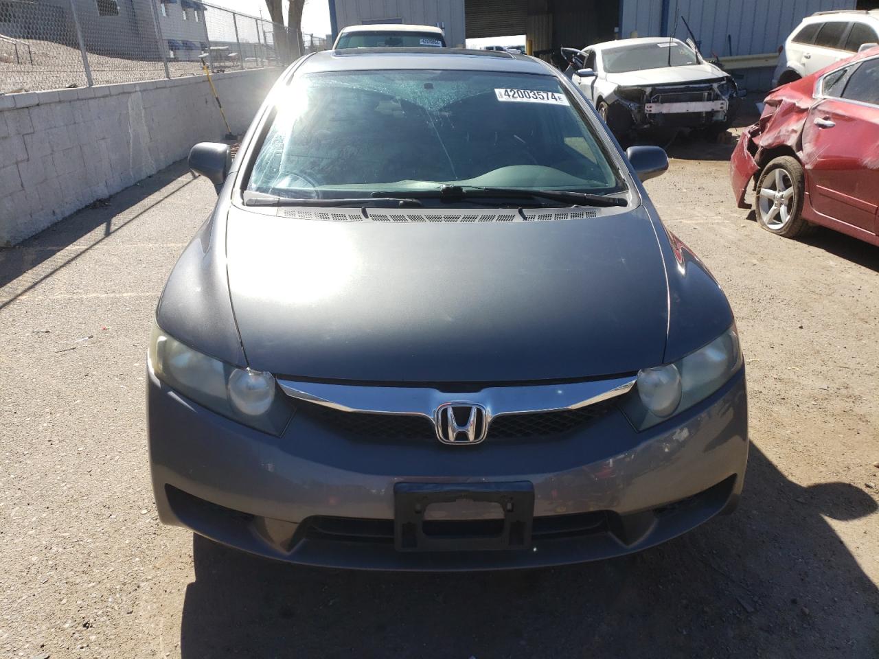 Photo 4 VIN: 2HGFA16889H317657 - HONDA CIVIC 