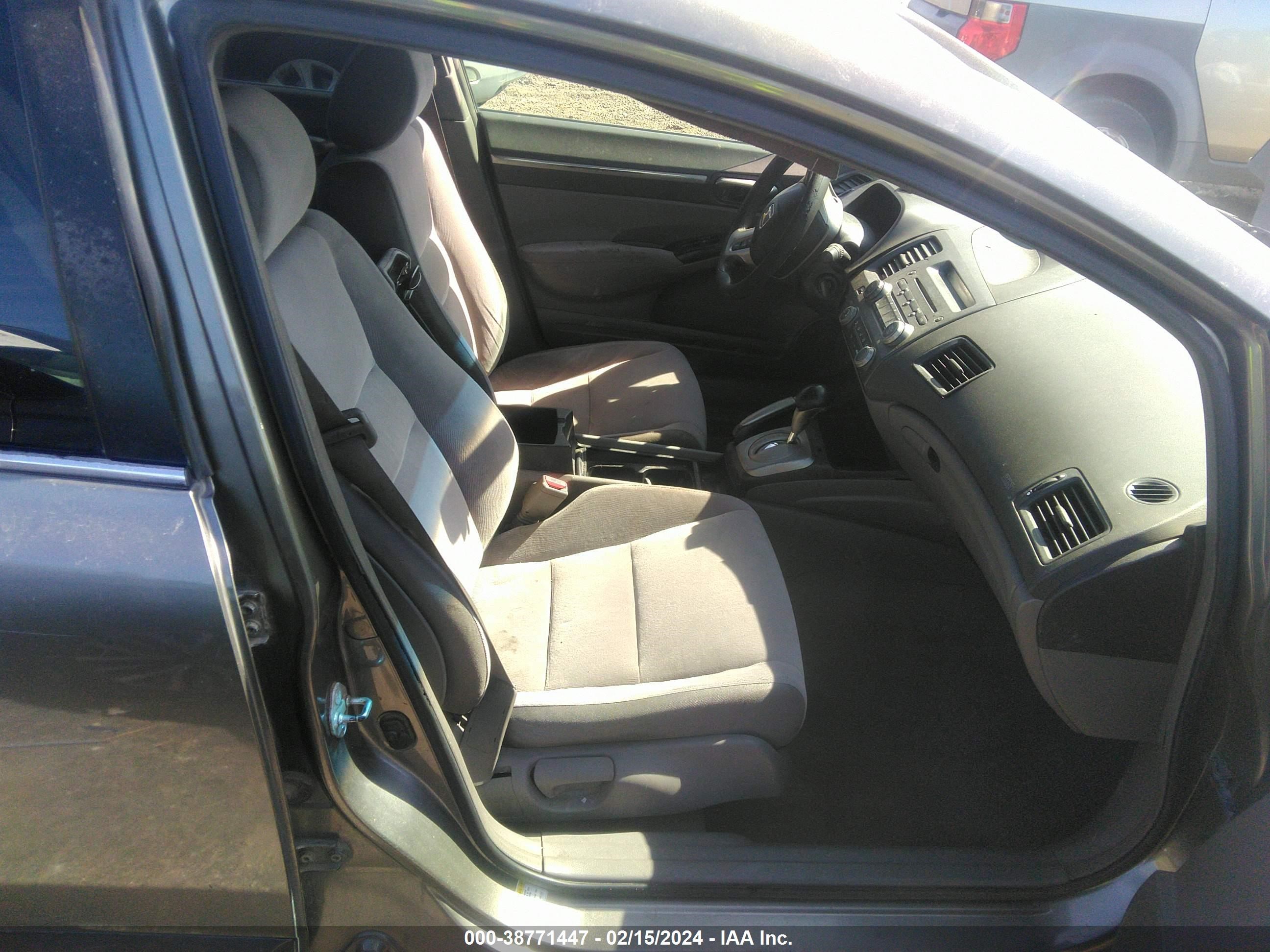 Photo 4 VIN: 2HGFA16896H501730 - HONDA CIVIC 