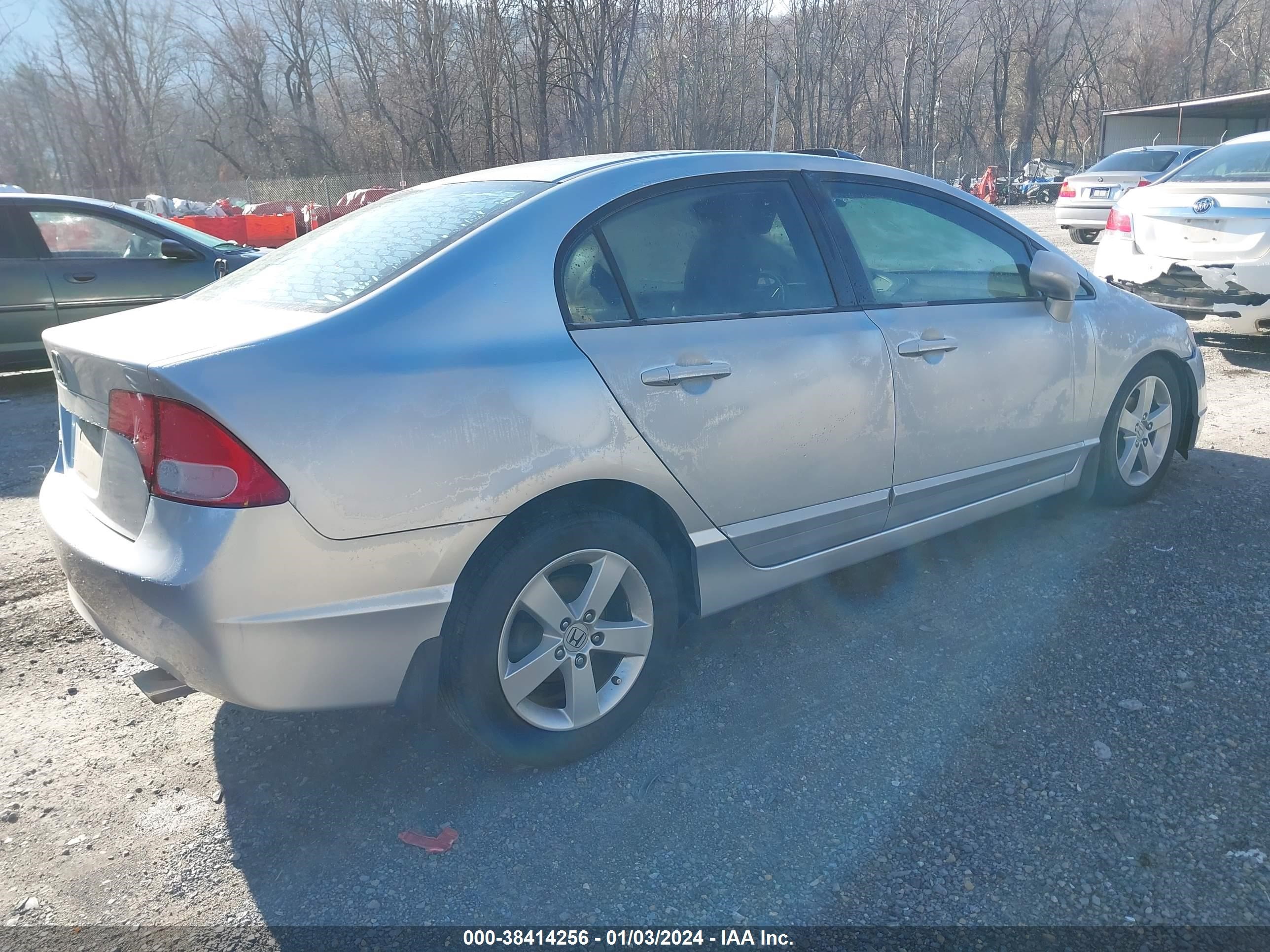 Photo 3 VIN: 2HGFA16958H325609 - HONDA CIVIC 