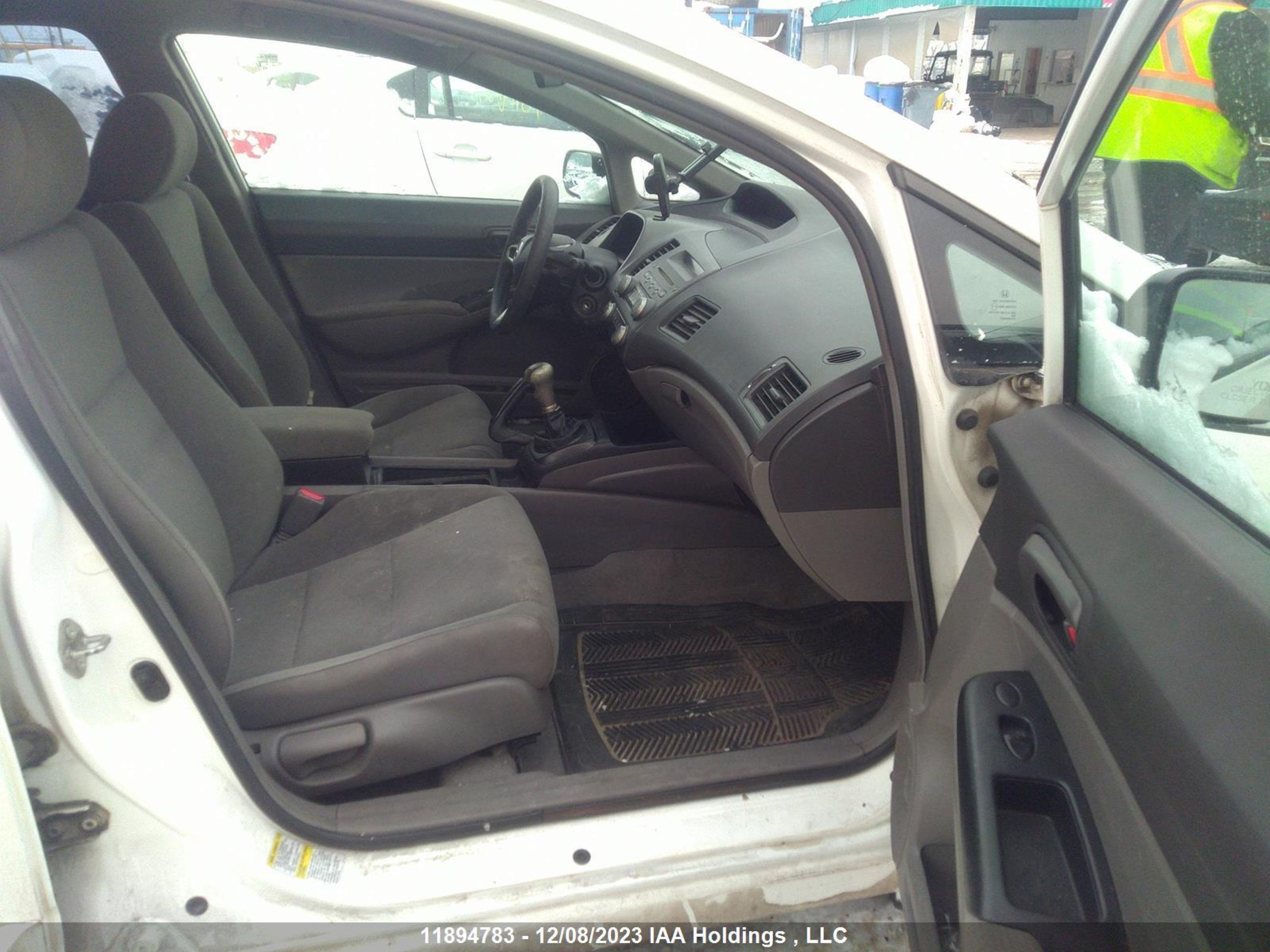 Photo 4 VIN: 2HGFA1E2XAH041127 - HONDA CIVIC 