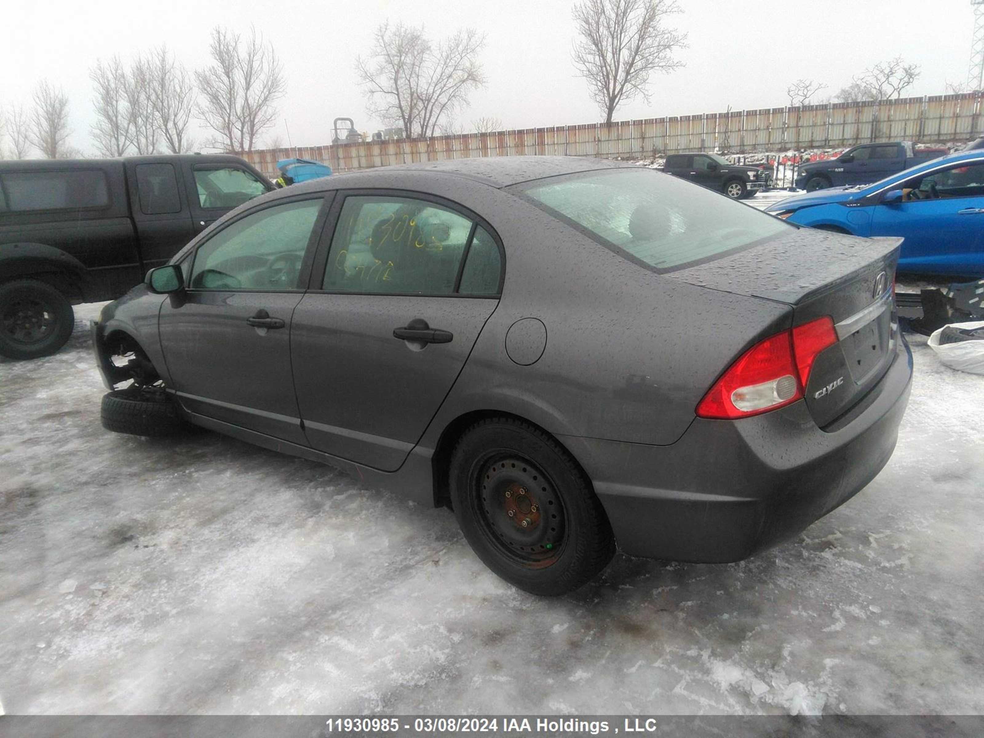 Photo 2 VIN: 2HGFA1E48BH004712 - HONDA CIVIC 