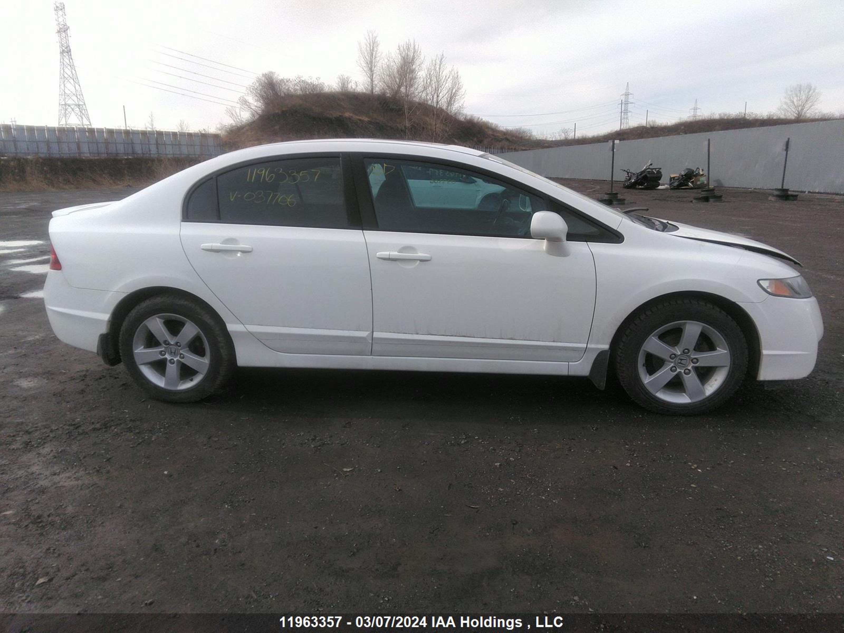 Photo 13 VIN: 2HGFA1E62AH037706 - HONDA CIVIC 