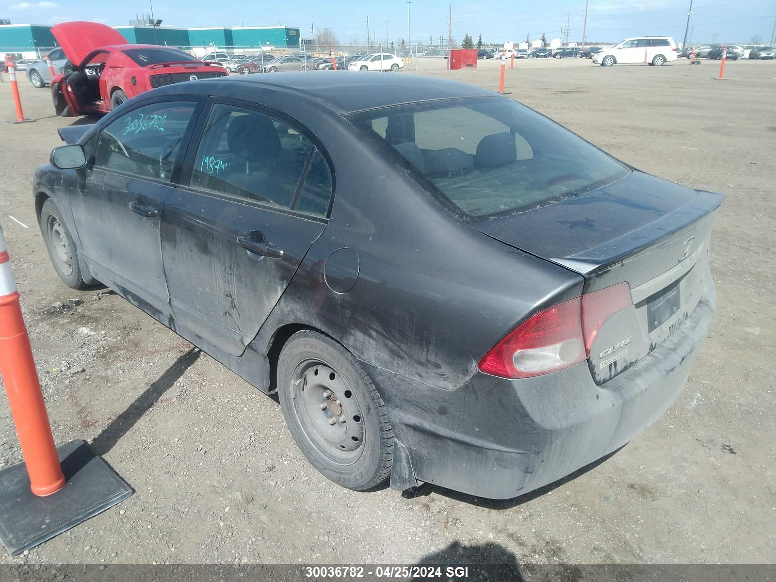 Photo 2 VIN: 2HGFA1E63BH009768 - HONDA CIVIC 