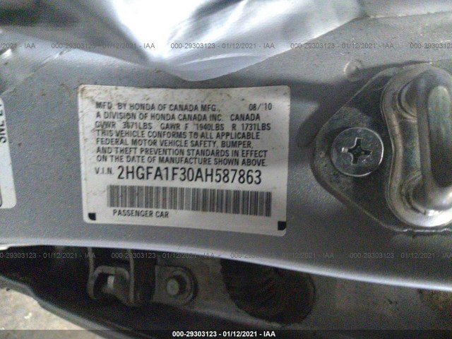 Photo 8 VIN: 2HGFA1F30AH587863 - HONDA CIVIC SDN 