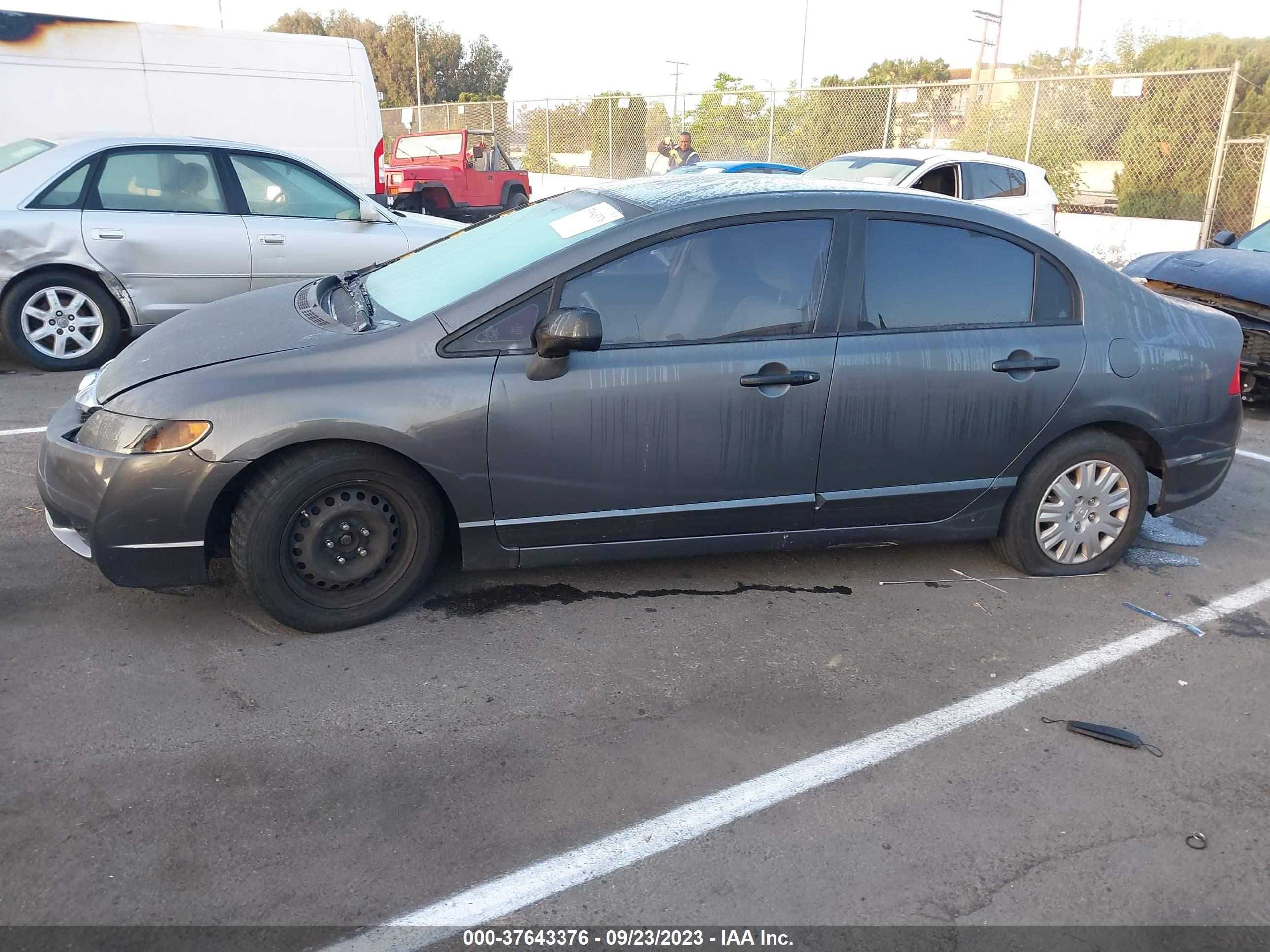 Photo 12 VIN: 2HGFA1F37BH549418 - HONDA CIVIC 