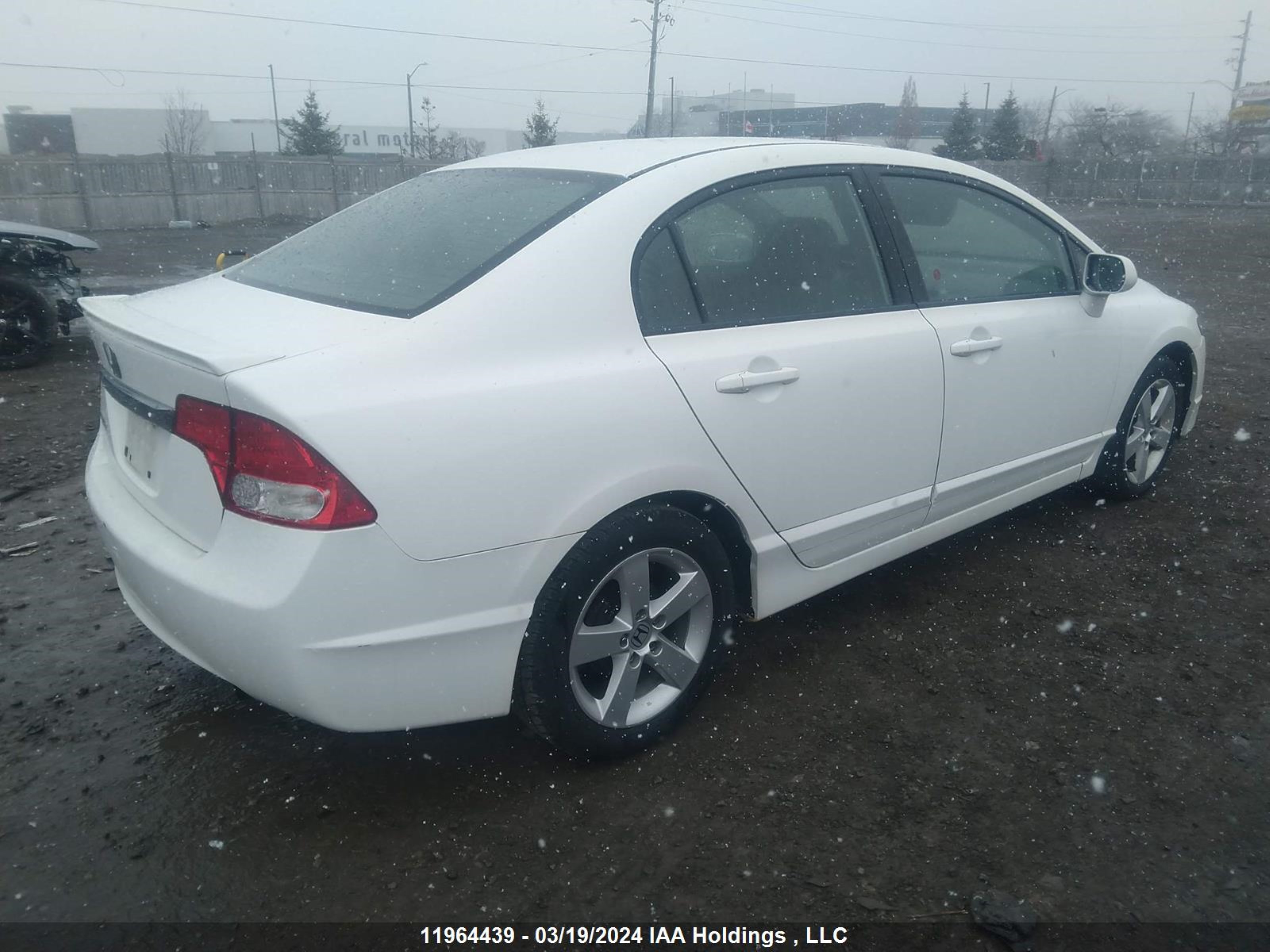 Photo 3 VIN: 2HGFA1F45BH100540 - HONDA CIVIC 