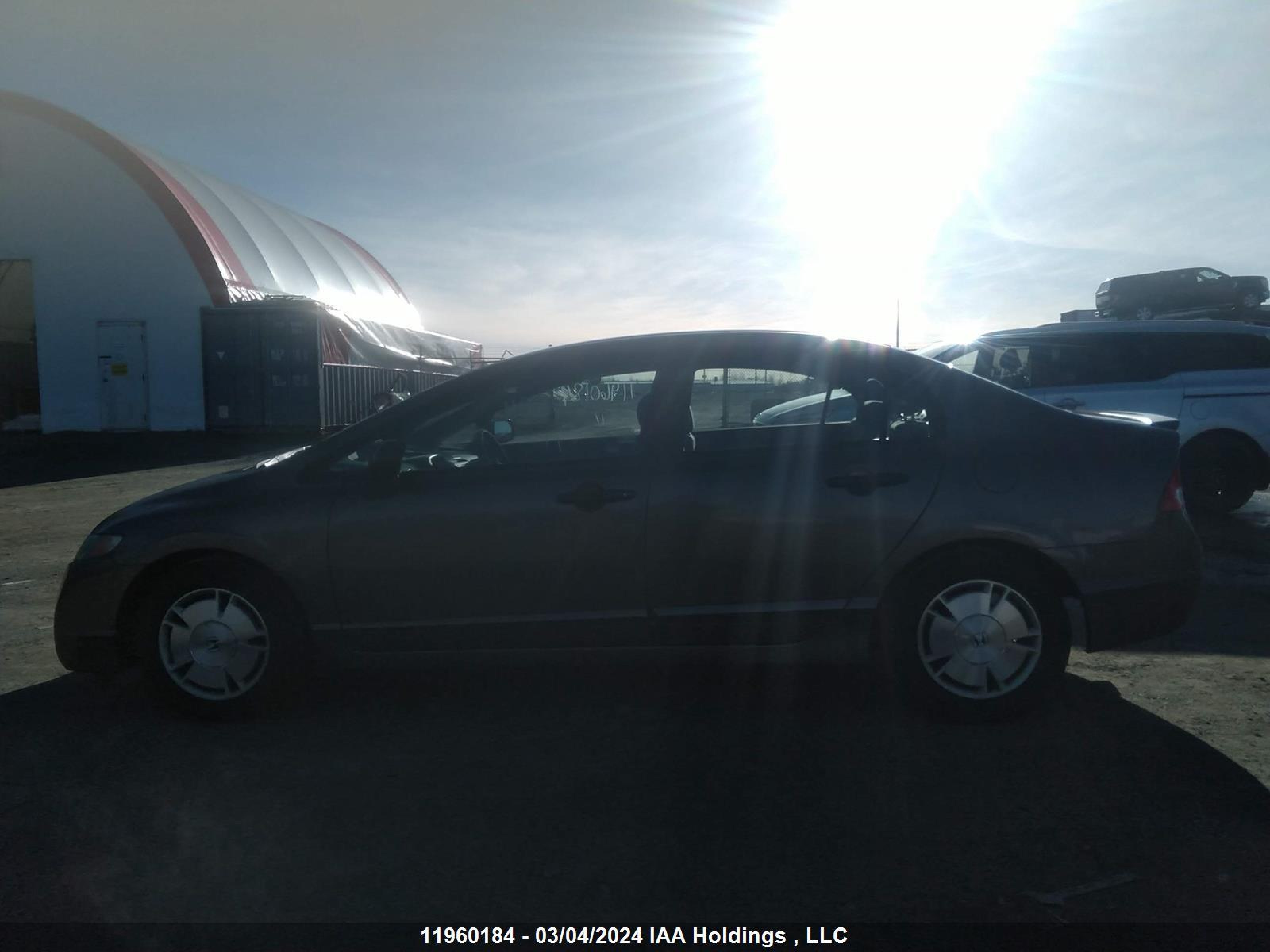 Photo 14 VIN: 2HGFA1F4XBH003561 - HONDA CIVIC 