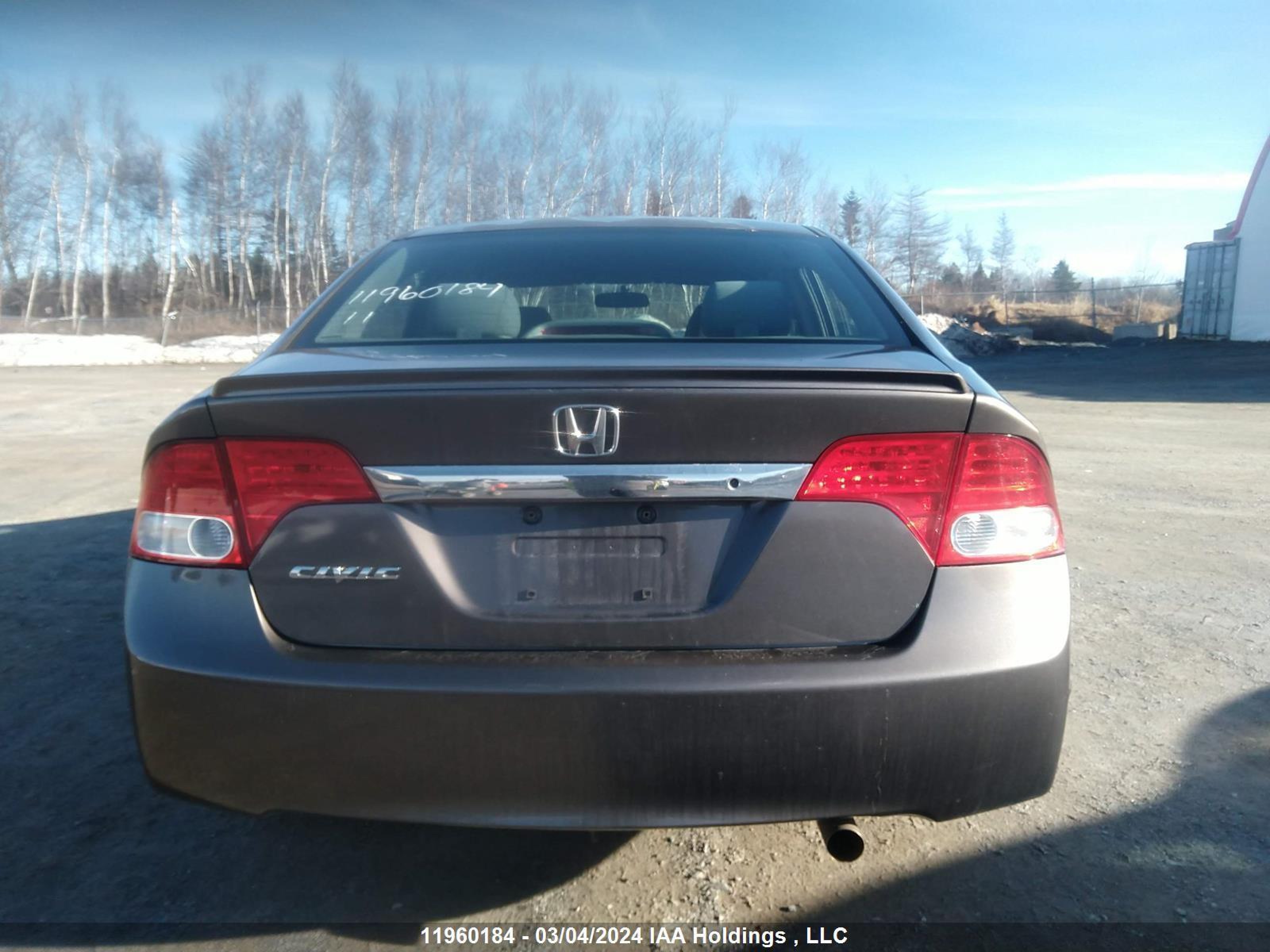 Photo 16 VIN: 2HGFA1F4XBH003561 - HONDA CIVIC 