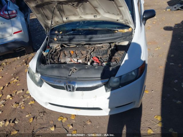 Photo 9 VIN: 2HGFA1F50AH551186 - HONDA CIVIC 