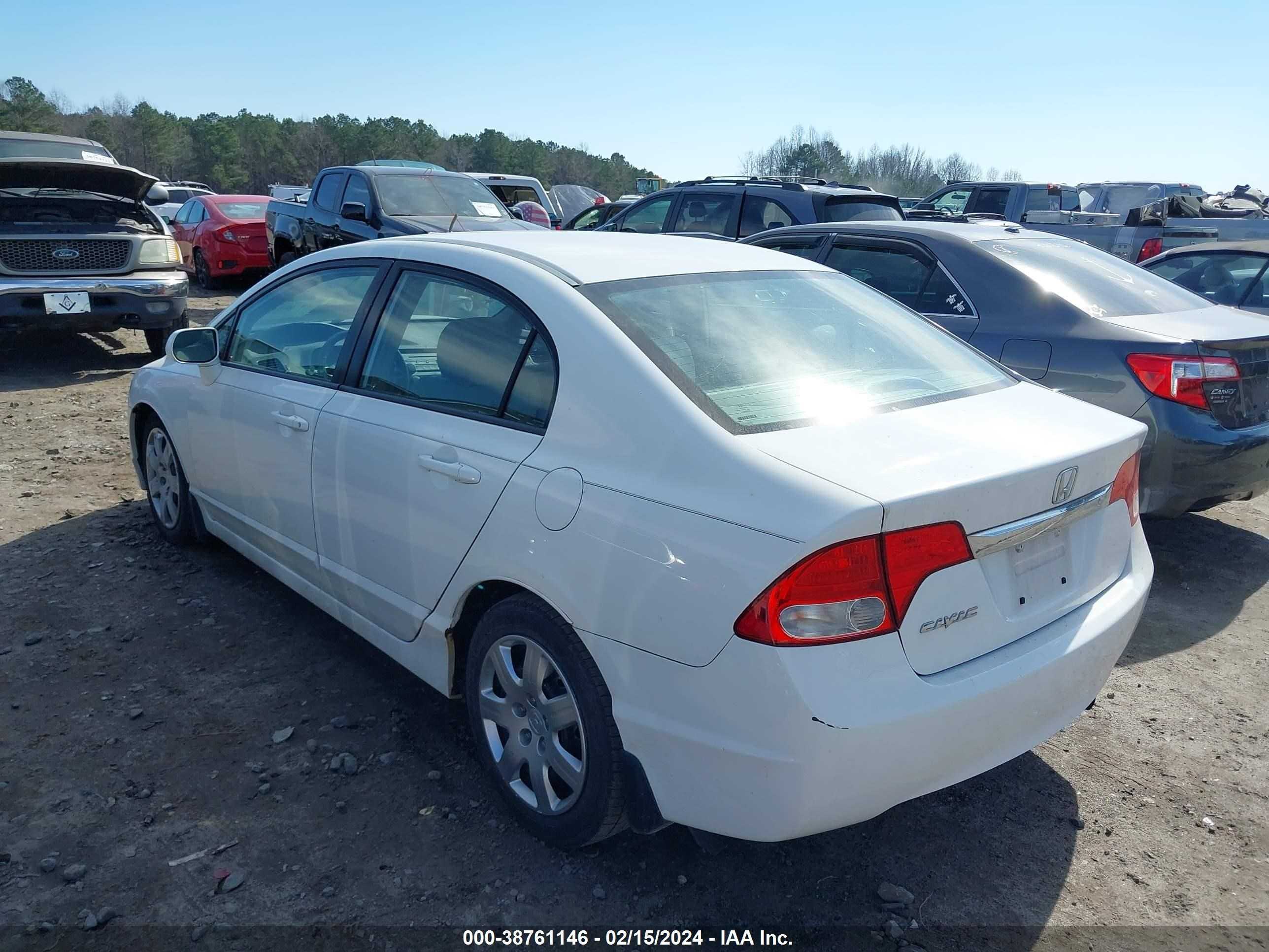 Photo 2 VIN: 2HGFA1F50AH551804 - HONDA CIVIC 