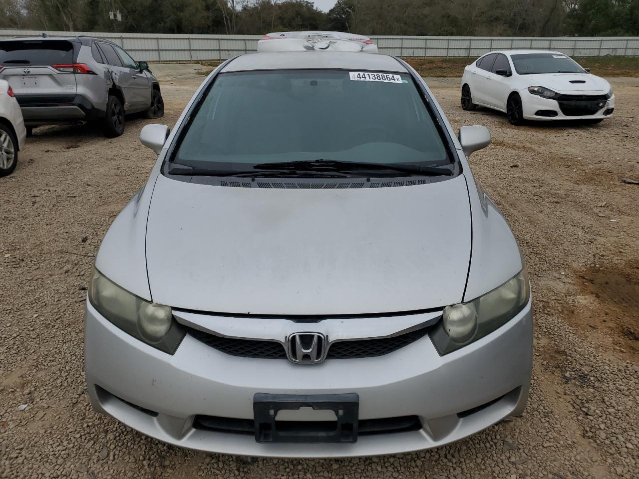 Photo 4 VIN: 2HGFA1F51AH301374 - HONDA CIVIC 