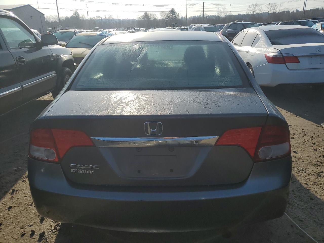 Photo 5 VIN: 2HGFA1F51AH561547 - HONDA CIVIC 