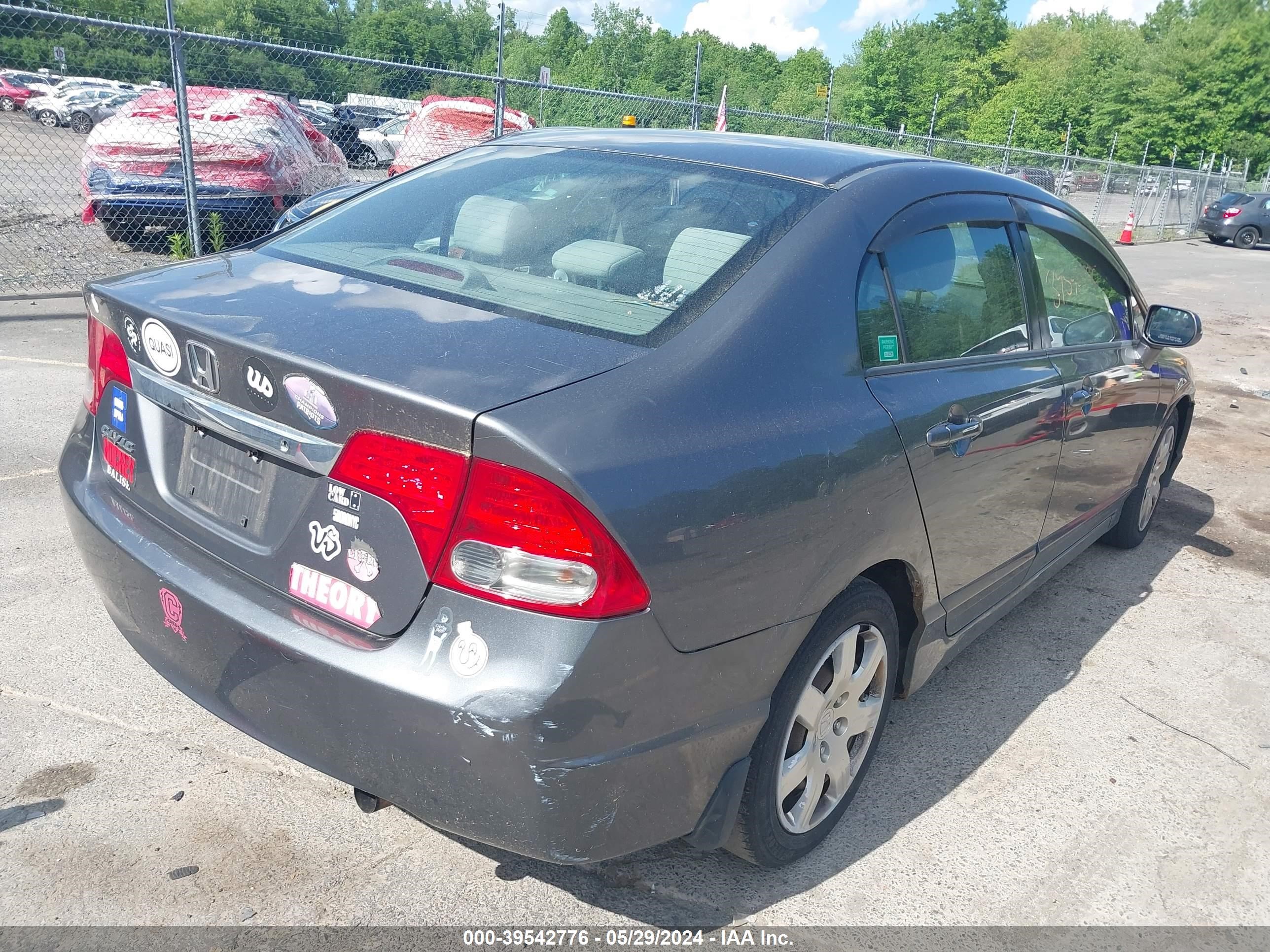 Photo 3 VIN: 2HGFA1F52AH304462 - HONDA CIVIC 