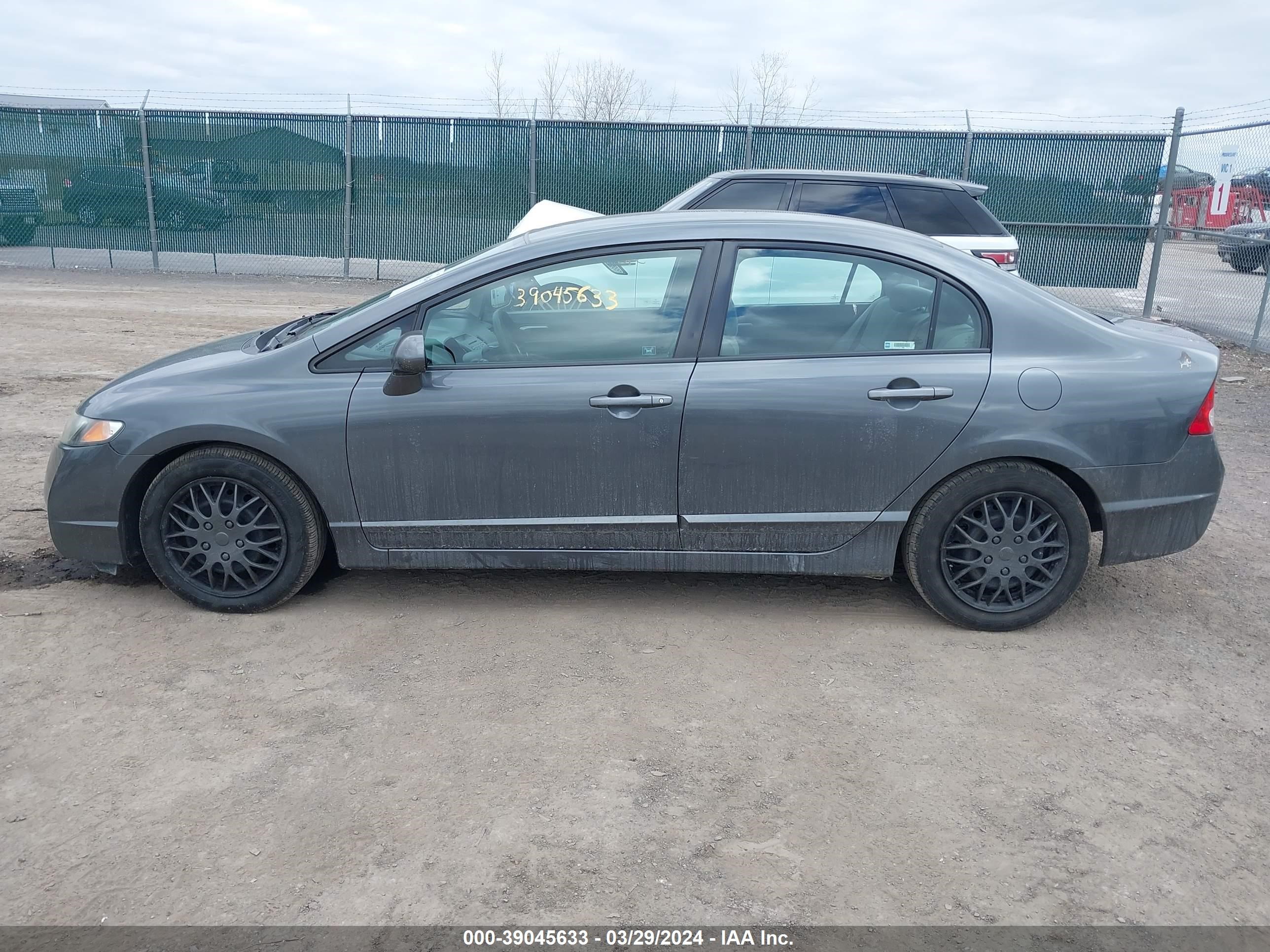 Photo 13 VIN: 2HGFA1F52AH320452 - HONDA CIVIC 