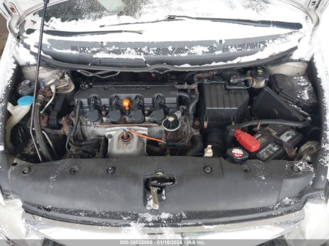 Photo 9 VIN: 2HGFA1F52AH504208 - HONDA CIVIC 