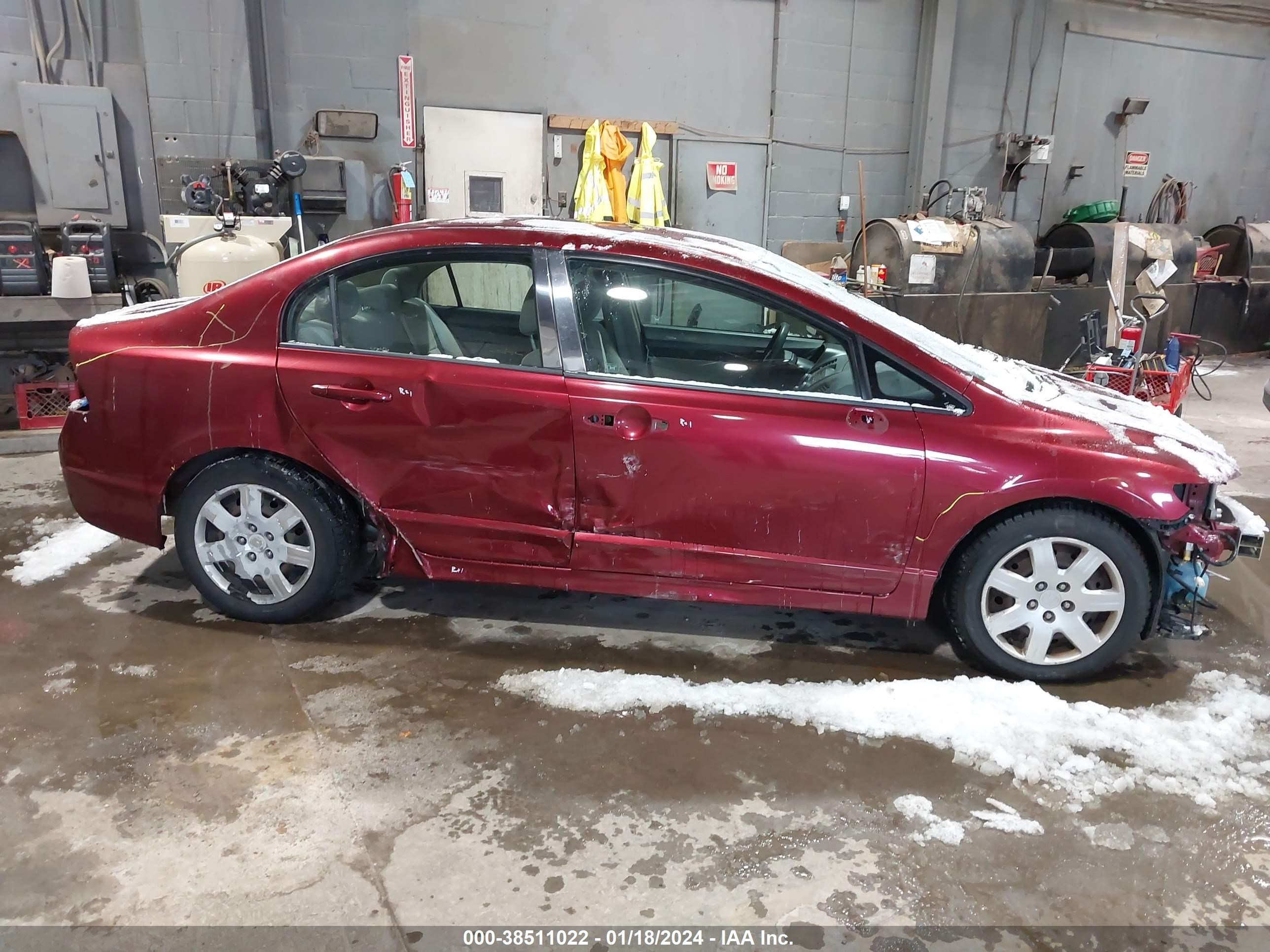 Photo 13 VIN: 2HGFA1F52AH562268 - HONDA CIVIC 