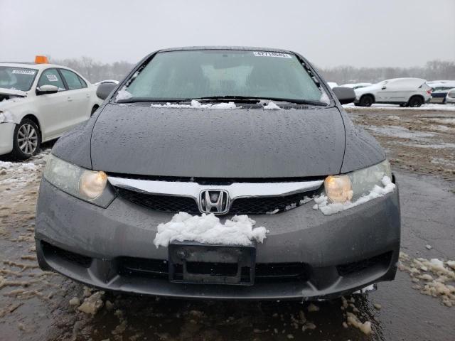 Photo 4 VIN: 2HGFA1F52AH585811 - HONDA CIVIC LX 