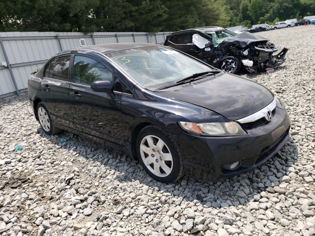 Photo 3 VIN: 2HGFA1F52BH516151 - HONDA CIVIC 