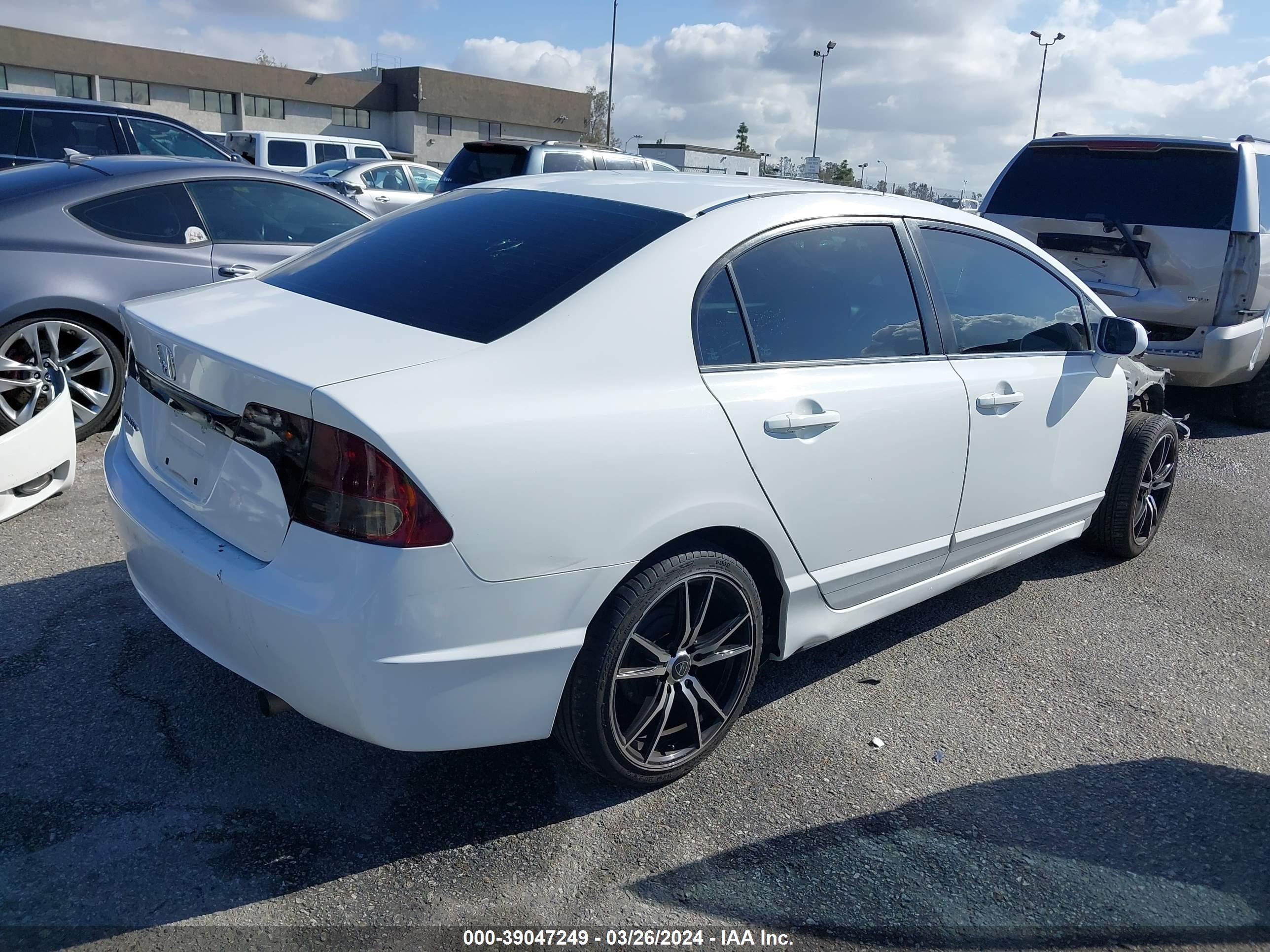 Photo 3 VIN: 2HGFA1F52BH538621 - HONDA CIVIC 