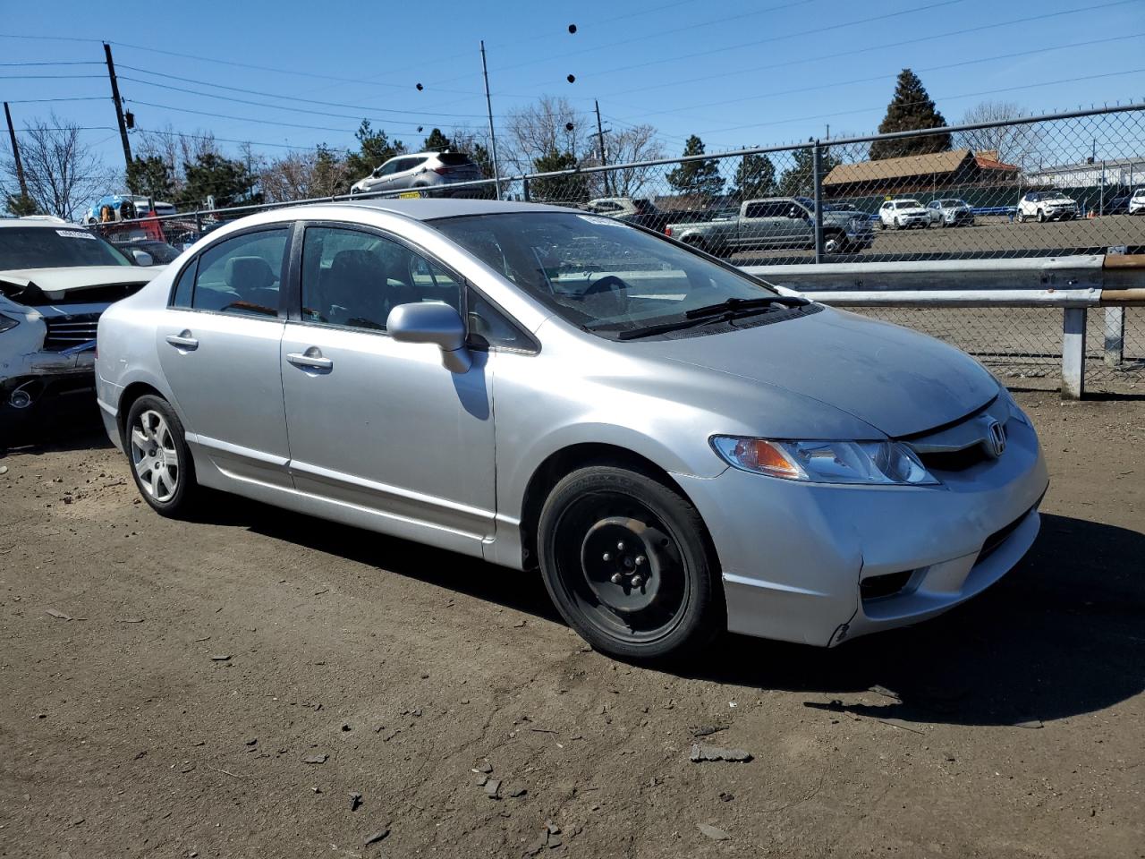 Photo 3 VIN: 2HGFA1F53BH306867 - HONDA CIVIC 