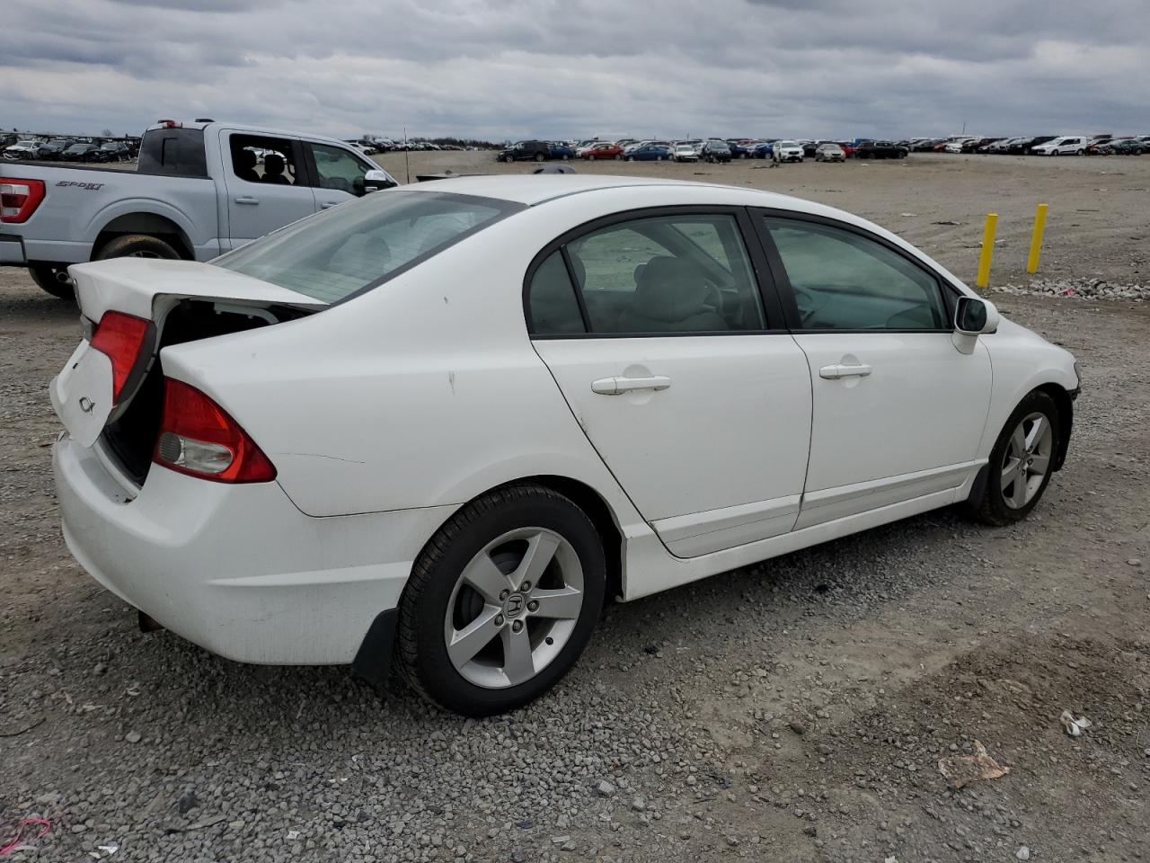 Photo 2 VIN: 2HGFA1F55AH556805 - HONDA CIVIC 