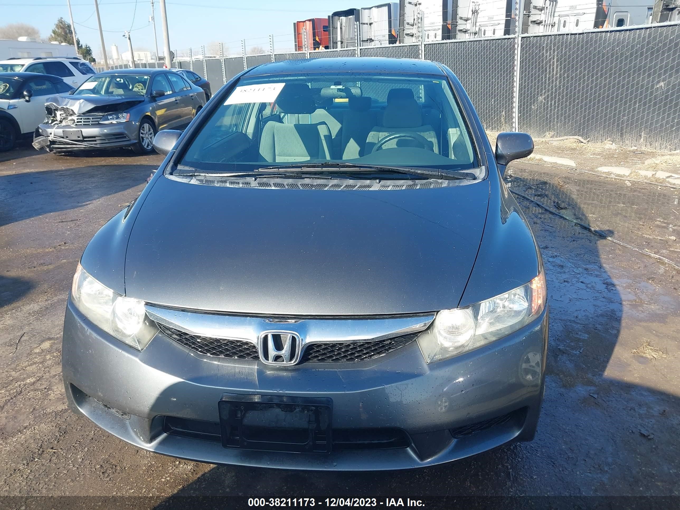 Photo 11 VIN: 2HGFA1F55AH565391 - HONDA CIVIC 