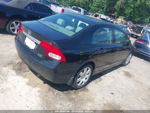 Photo 3 VIN: 2HGFA1F56AH327789 - HONDA CIVIC 