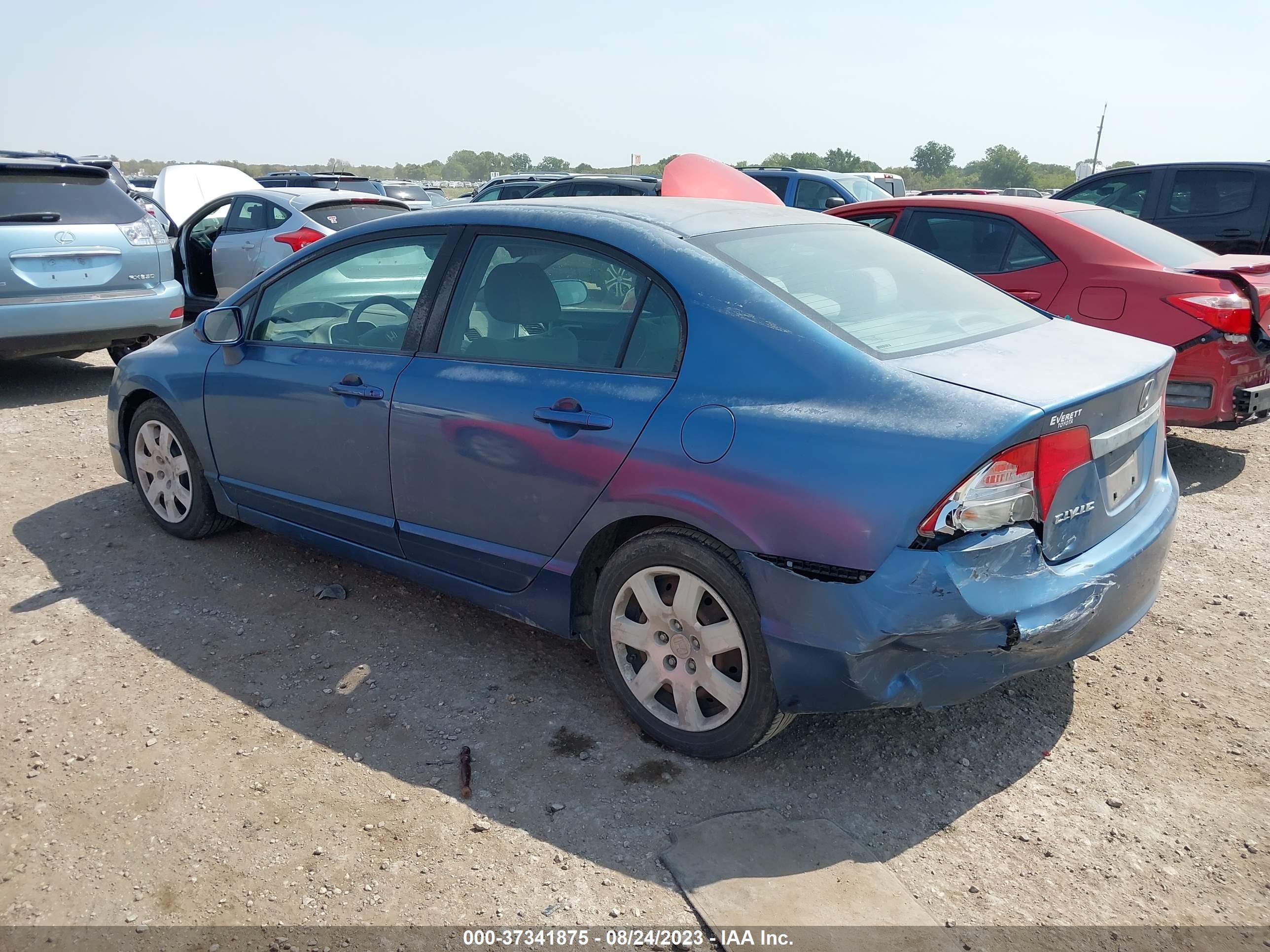 Photo 2 VIN: 2HGFA1F56BH523443 - HONDA CIVIC 