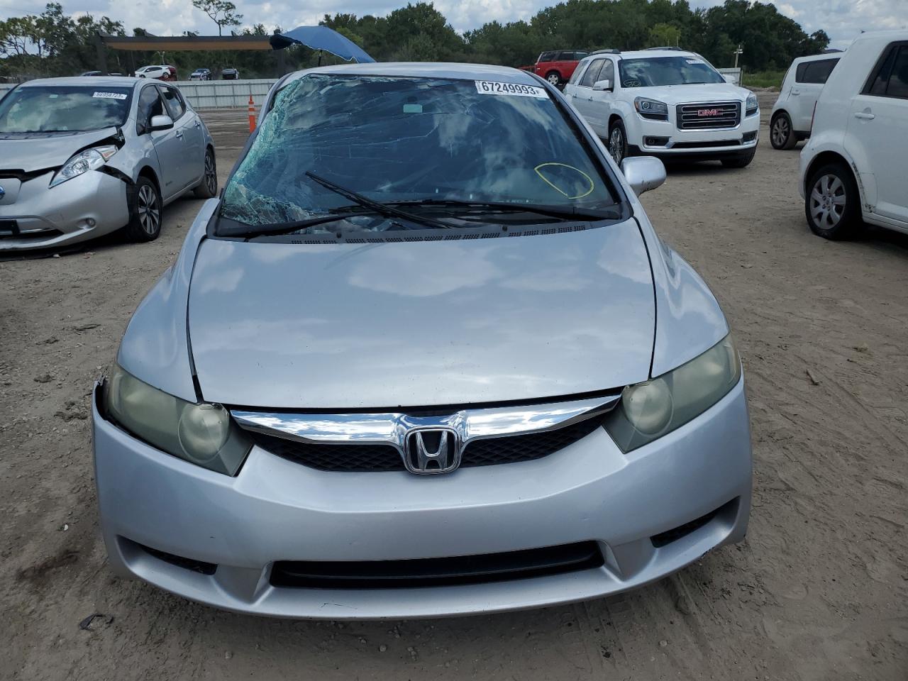 Photo 4 VIN: 2HGFA1F58AH534555 - HONDA CIVIC 