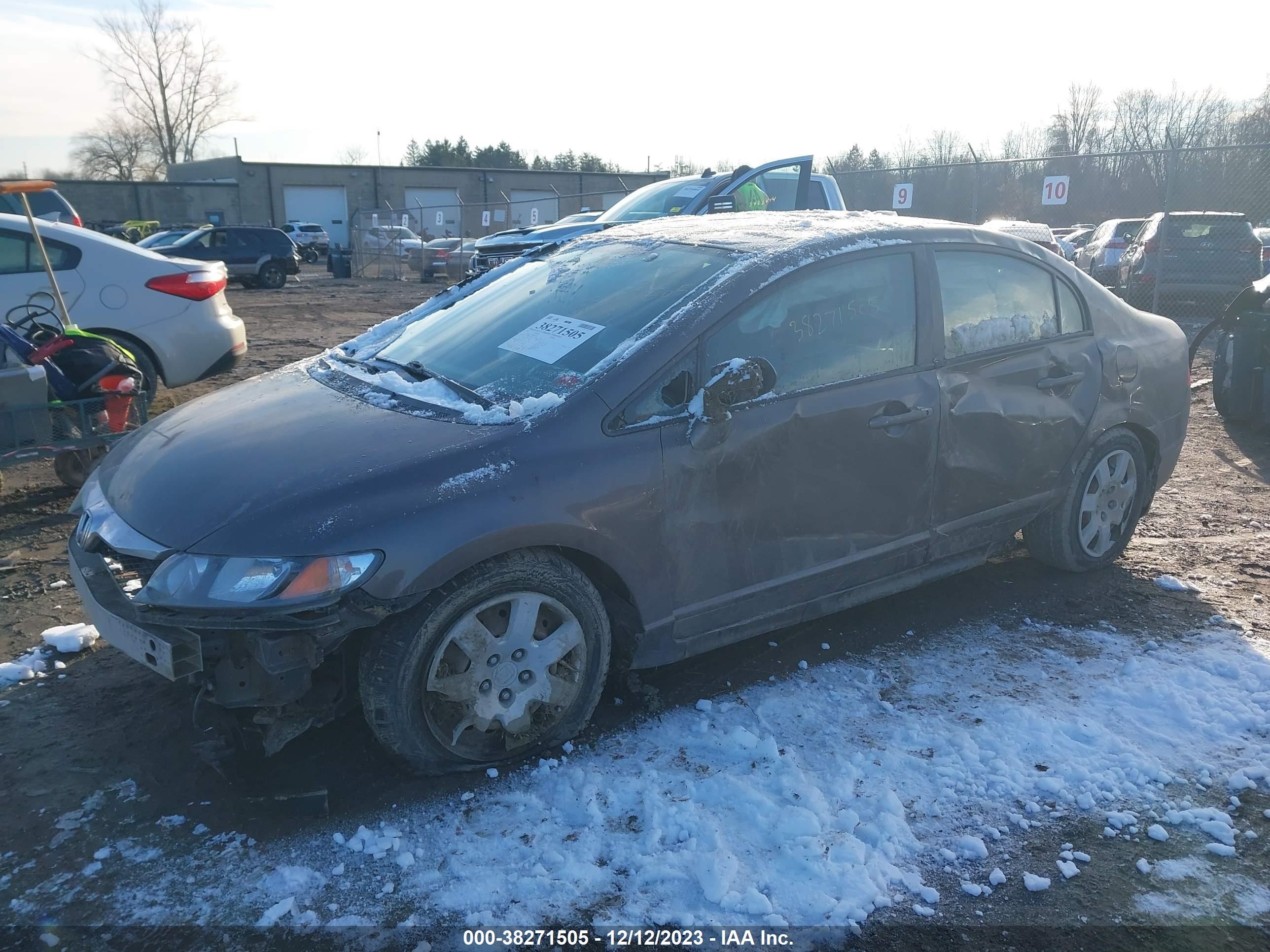 Photo 1 VIN: 2HGFA1F58BH507616 - HONDA CIVIC 