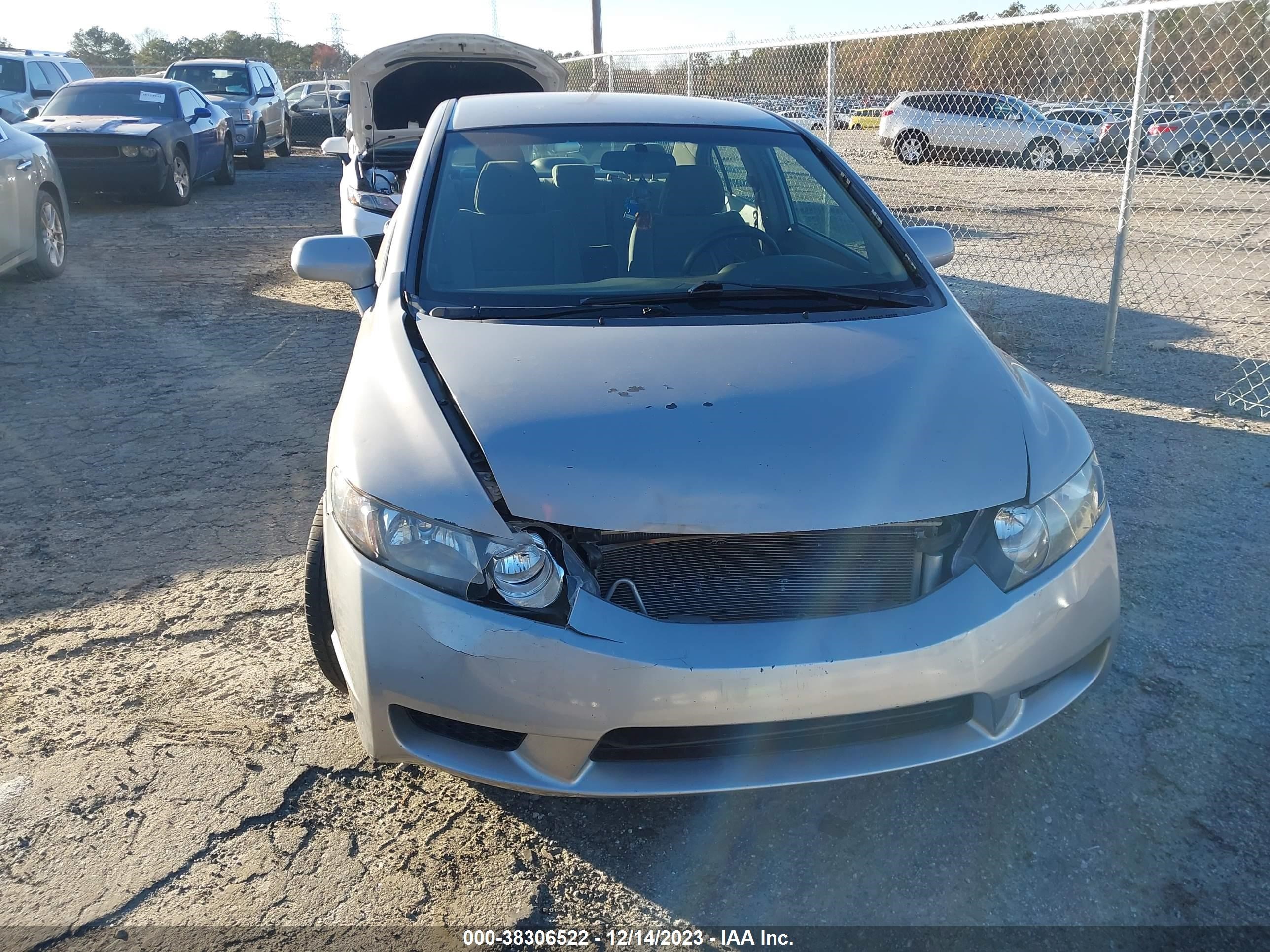 Photo 5 VIN: 2HGFA1F59AH307410 - HONDA CIVIC 