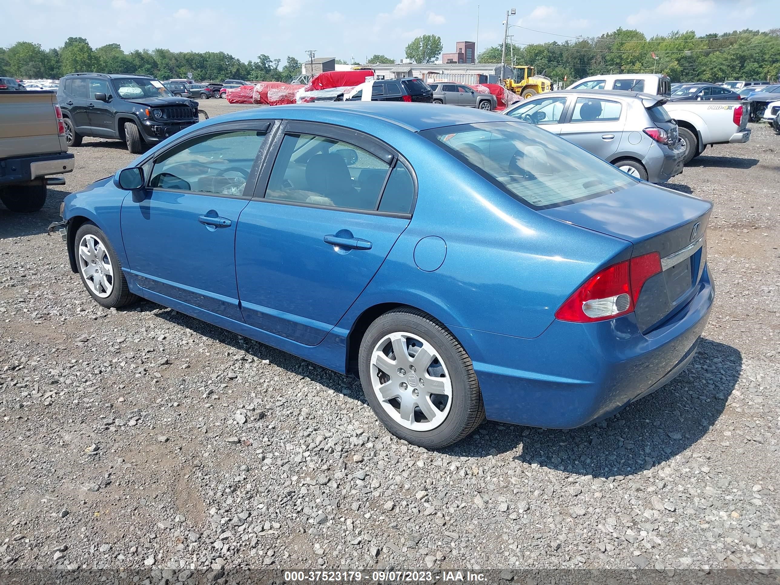 Photo 2 VIN: 2HGFA1F59BH515787 - HONDA CIVIC 