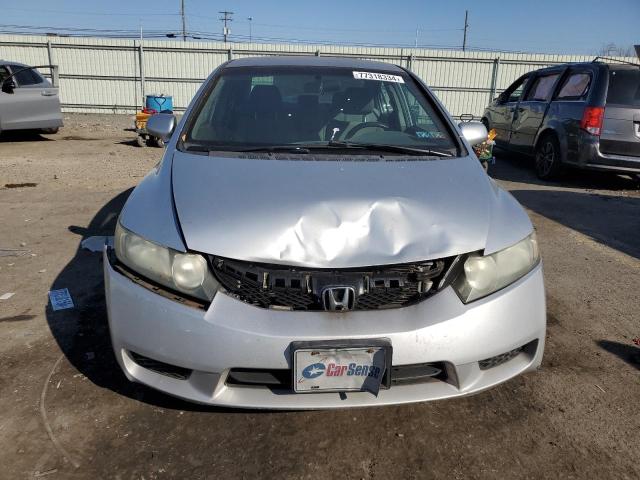 Photo 4 VIN: 2HGFA1F5XAH576211 - HONDA CIVIC LX 