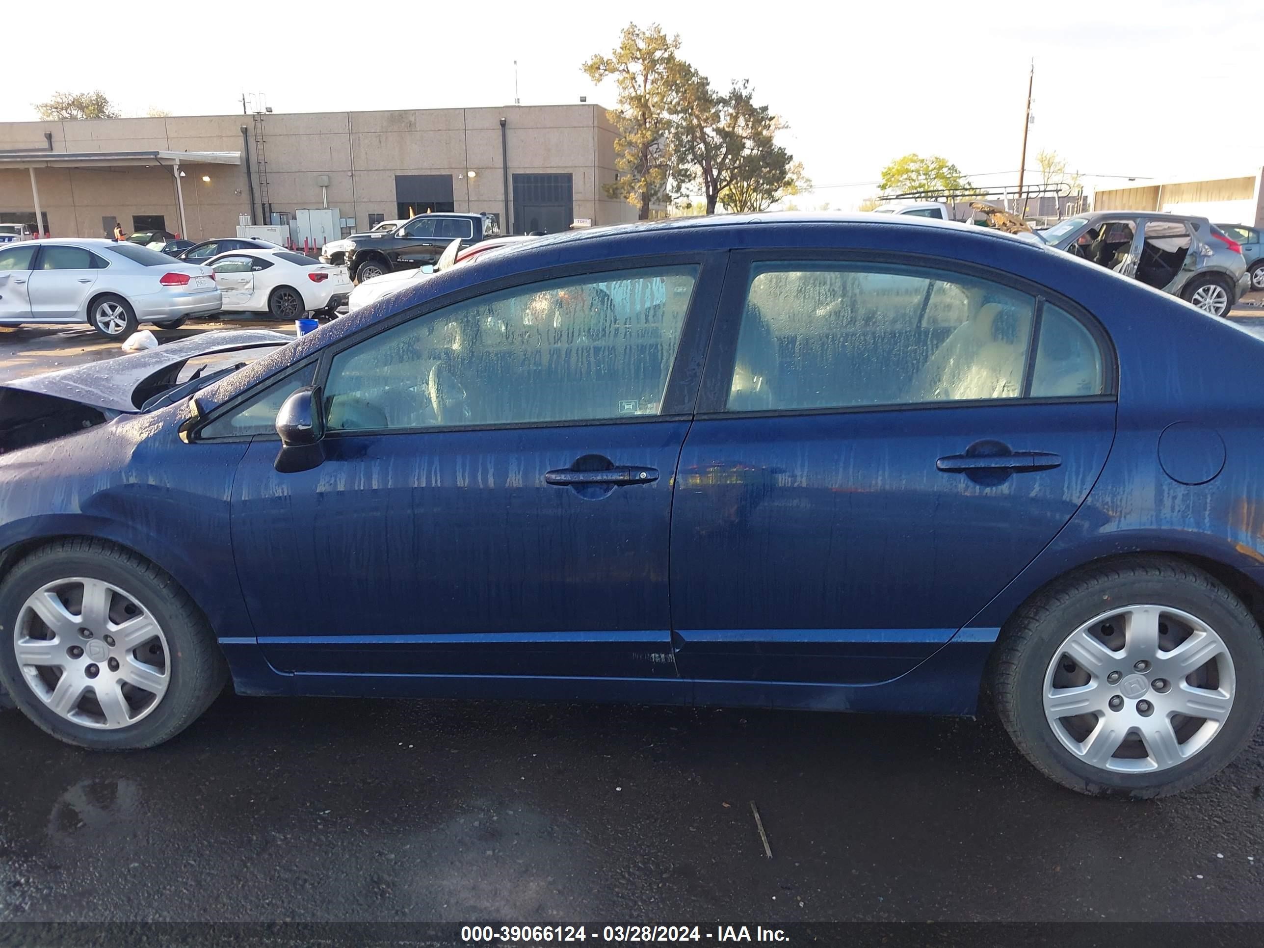 Photo 13 VIN: 2HGFA1F5XAH578914 - HONDA CIVIC 