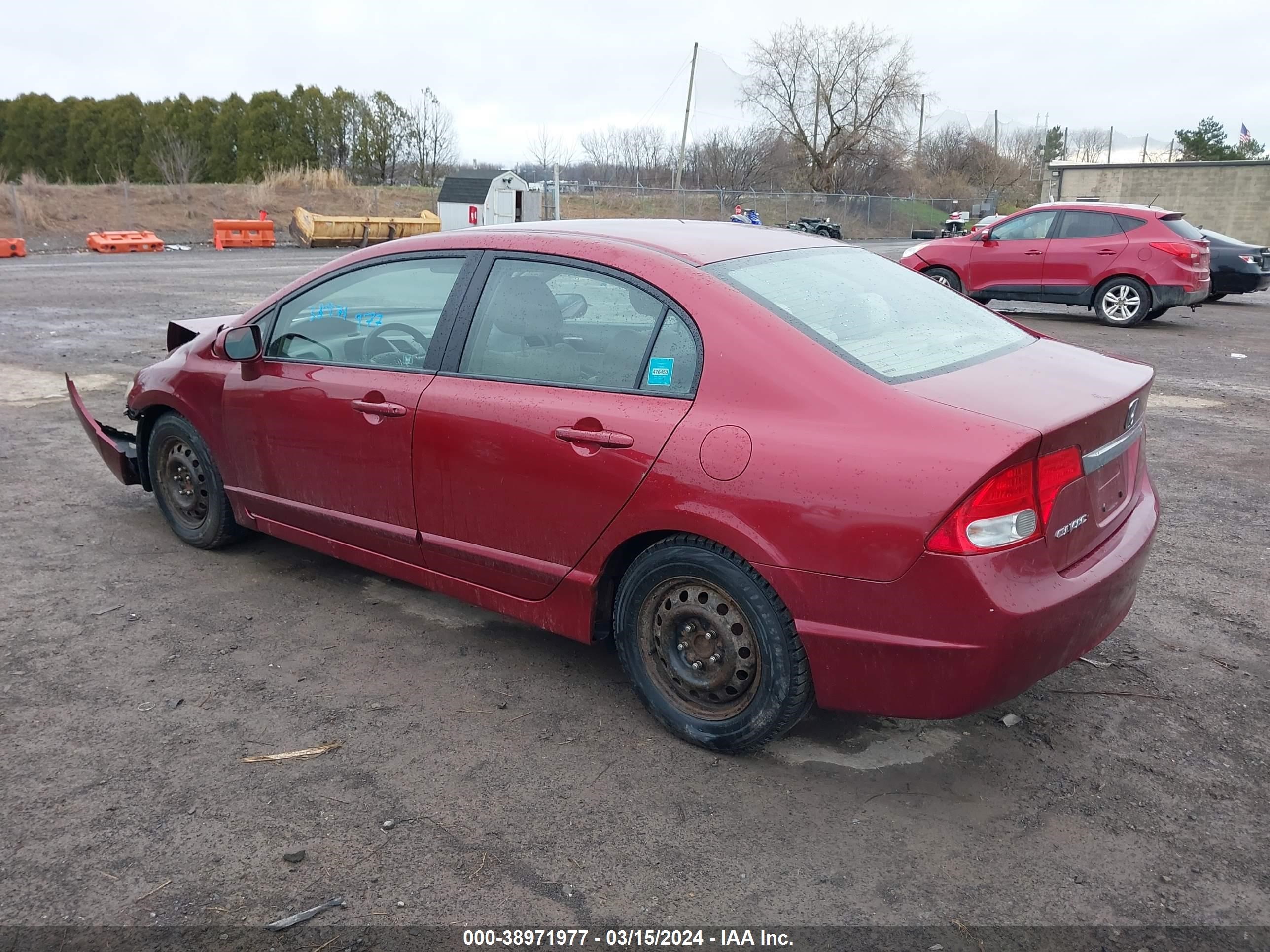 Photo 2 VIN: 2HGFA1F5XBH528340 - HONDA CIVIC 