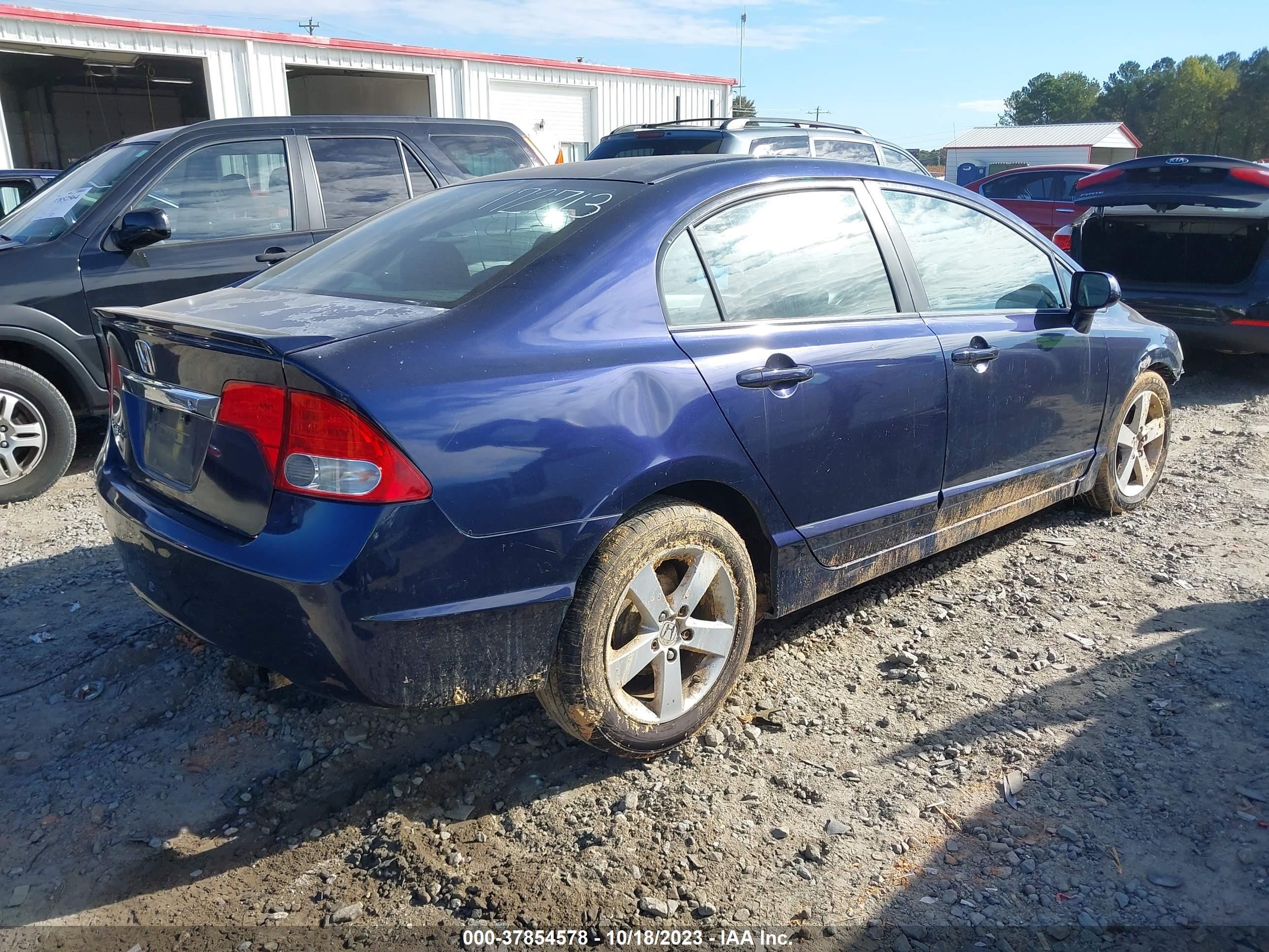 Photo 3 VIN: 2HGFA1F60BH524404 - HONDA CIVIC 