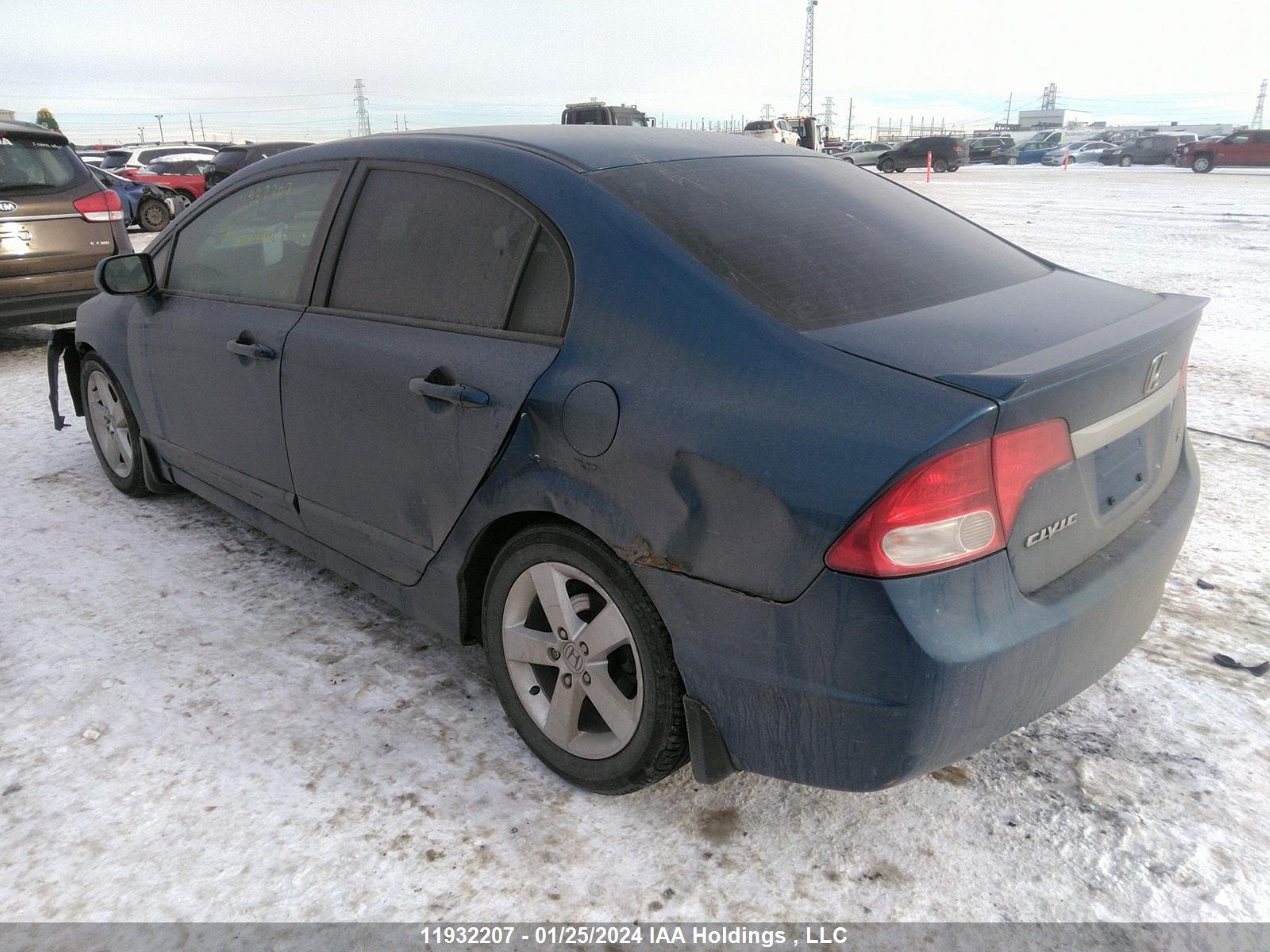 Photo 2 VIN: 2HGFA1F61BH012179 - HONDA CIVIC 