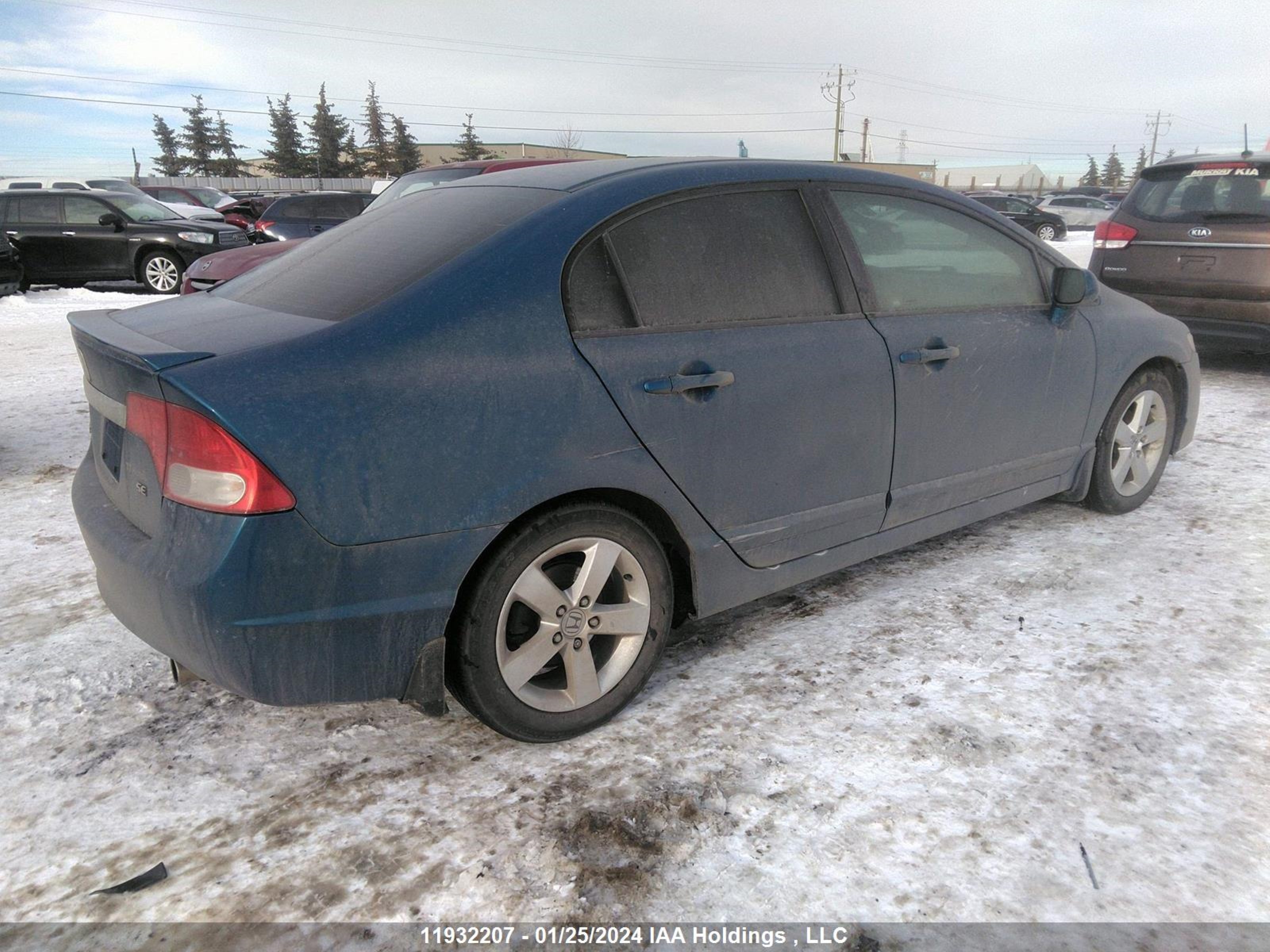 Photo 3 VIN: 2HGFA1F61BH012179 - HONDA CIVIC 