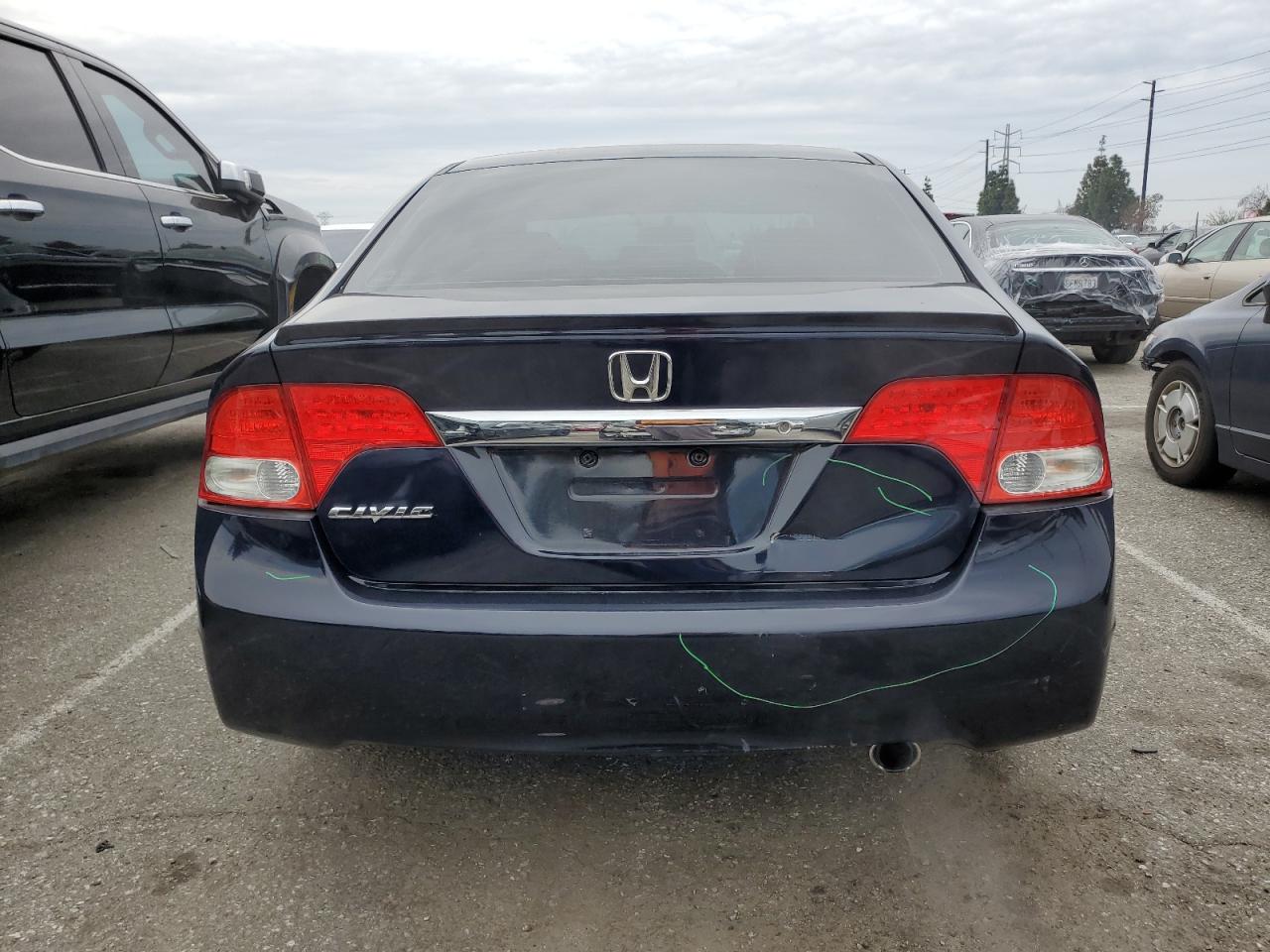 Photo 5 VIN: 2HGFA1F62AH532888 - HONDA CIVIC 