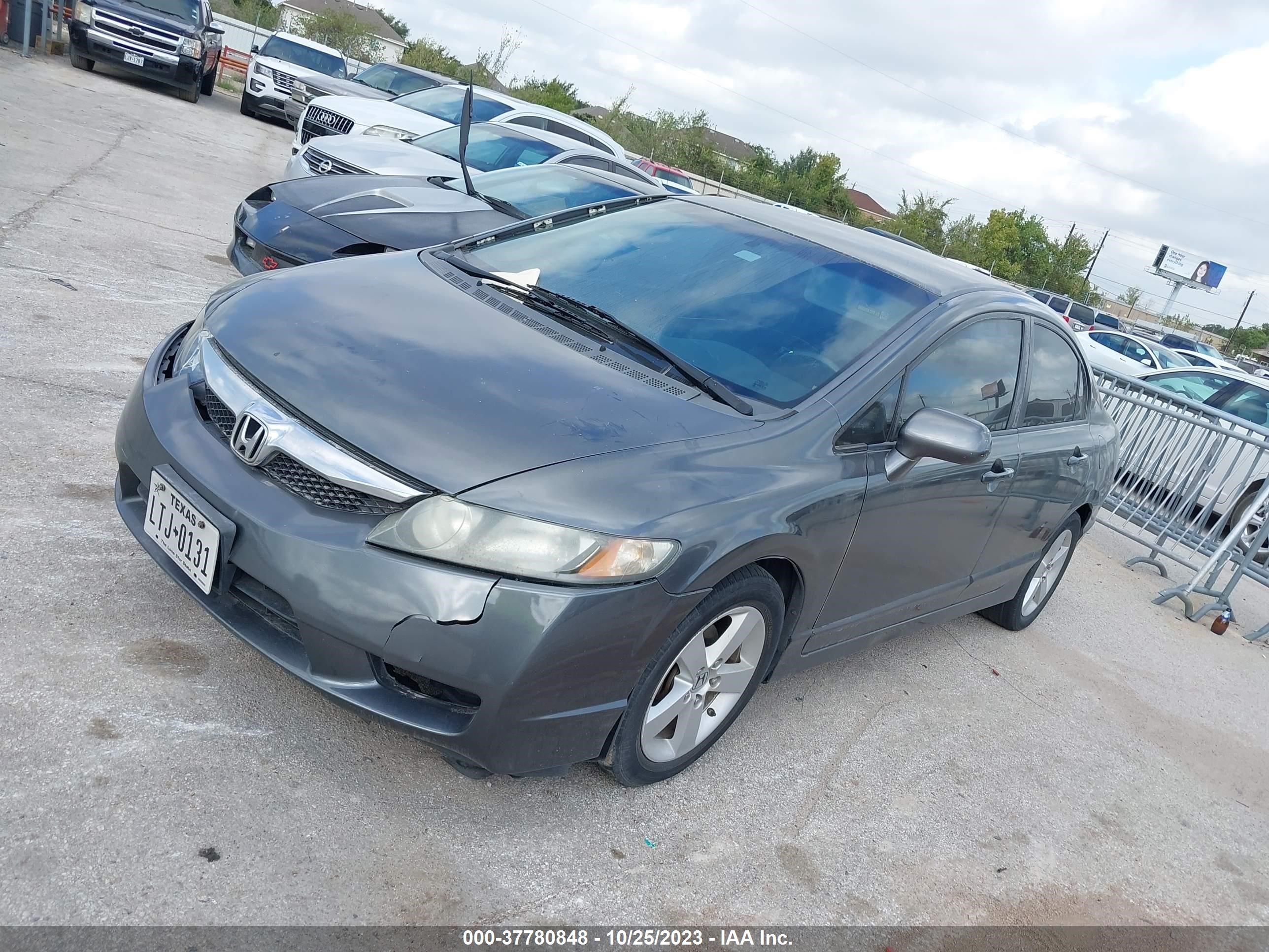 Photo 1 VIN: 2HGFA1F65AH513851 - HONDA CIVIC 