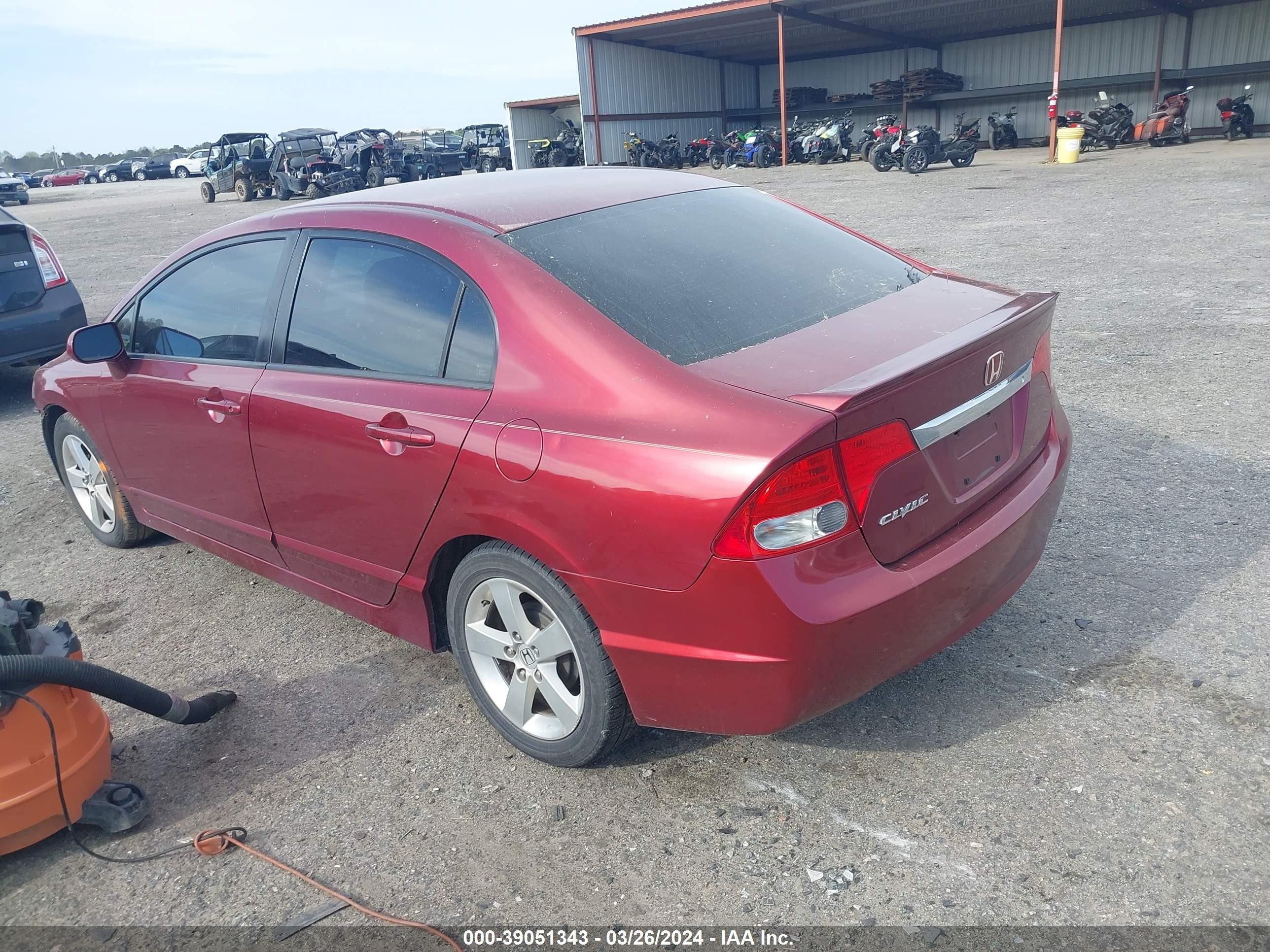 Photo 2 VIN: 2HGFA1F65BH511079 - HONDA CIVIC 