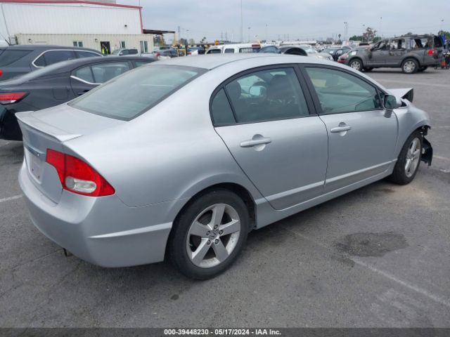 Photo 3 VIN: 2HGFA1F68BH518964 - HONDA CIVIC 